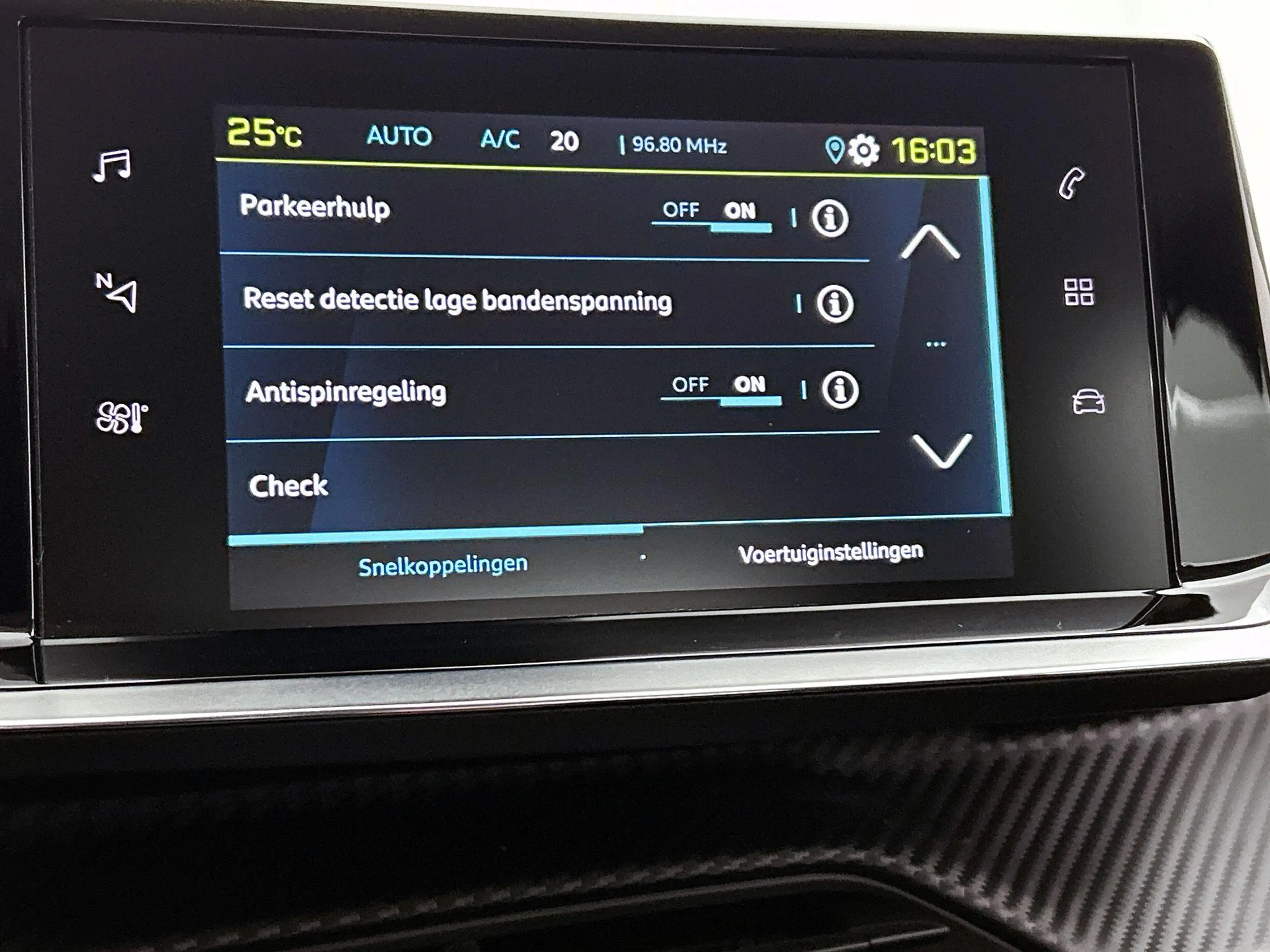 Peugeot e-2008 EV Active 50 kWh | WORDT VERWACHT | APPLE CARPLAY — photo 12