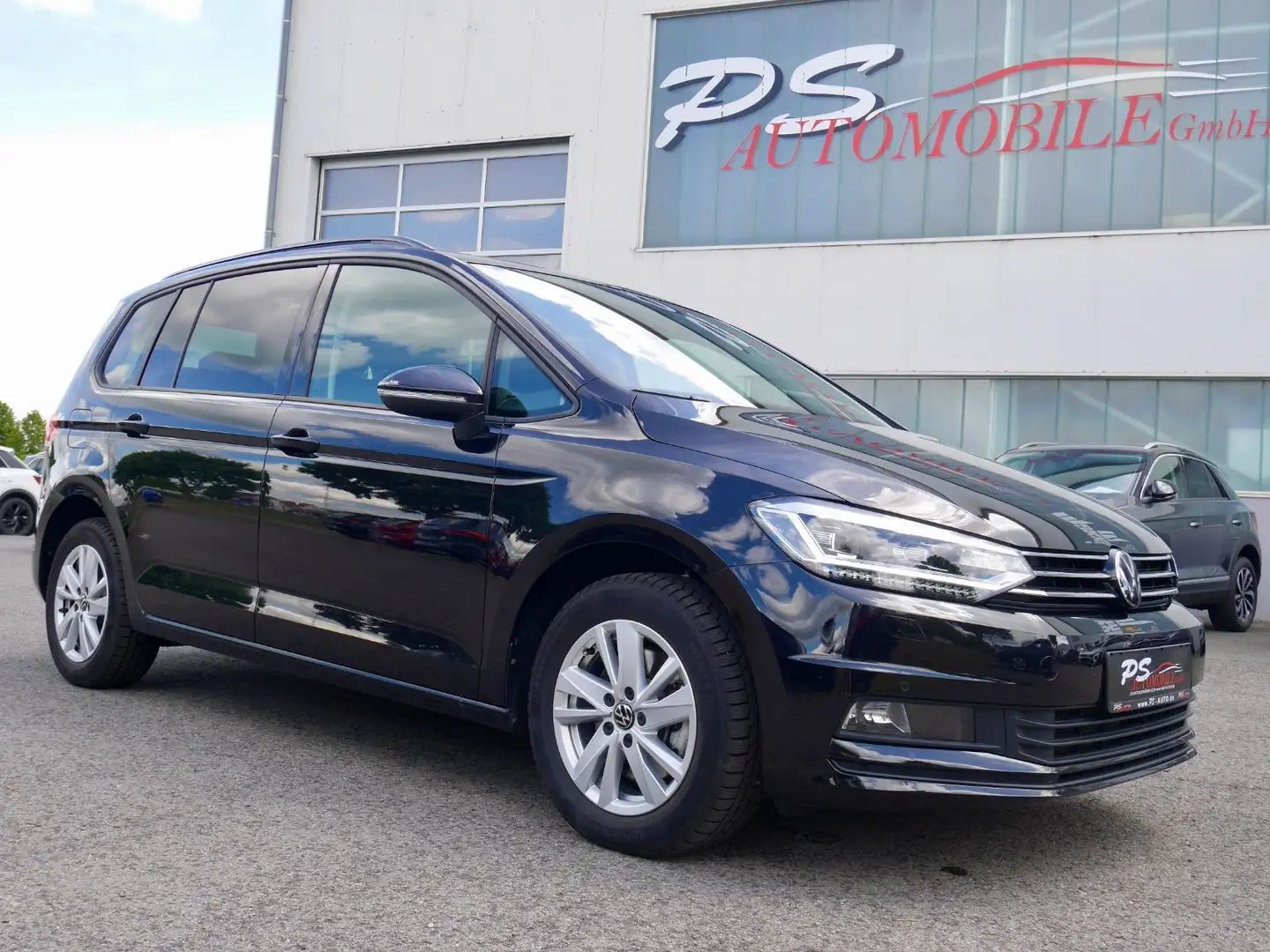 Volkswagen Touran 1.5 TSI DSG"Comfortline"AHK+7Sitze+LED Schwarz - 2