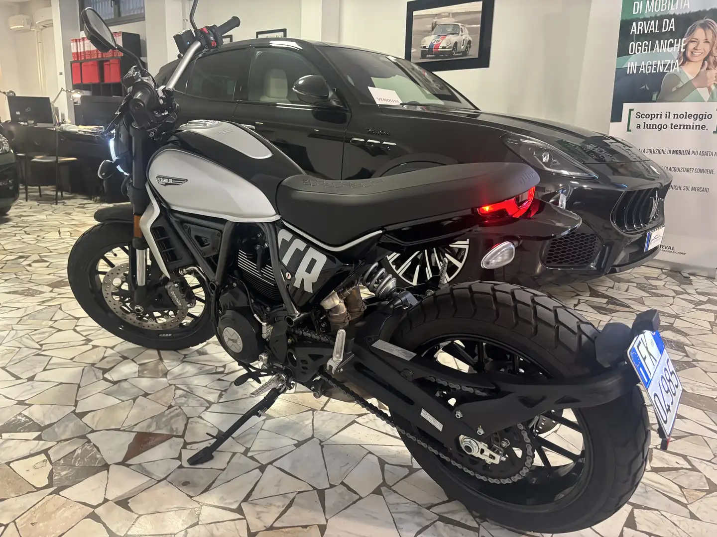 Ducati Scrambler ICON Grigio - 2