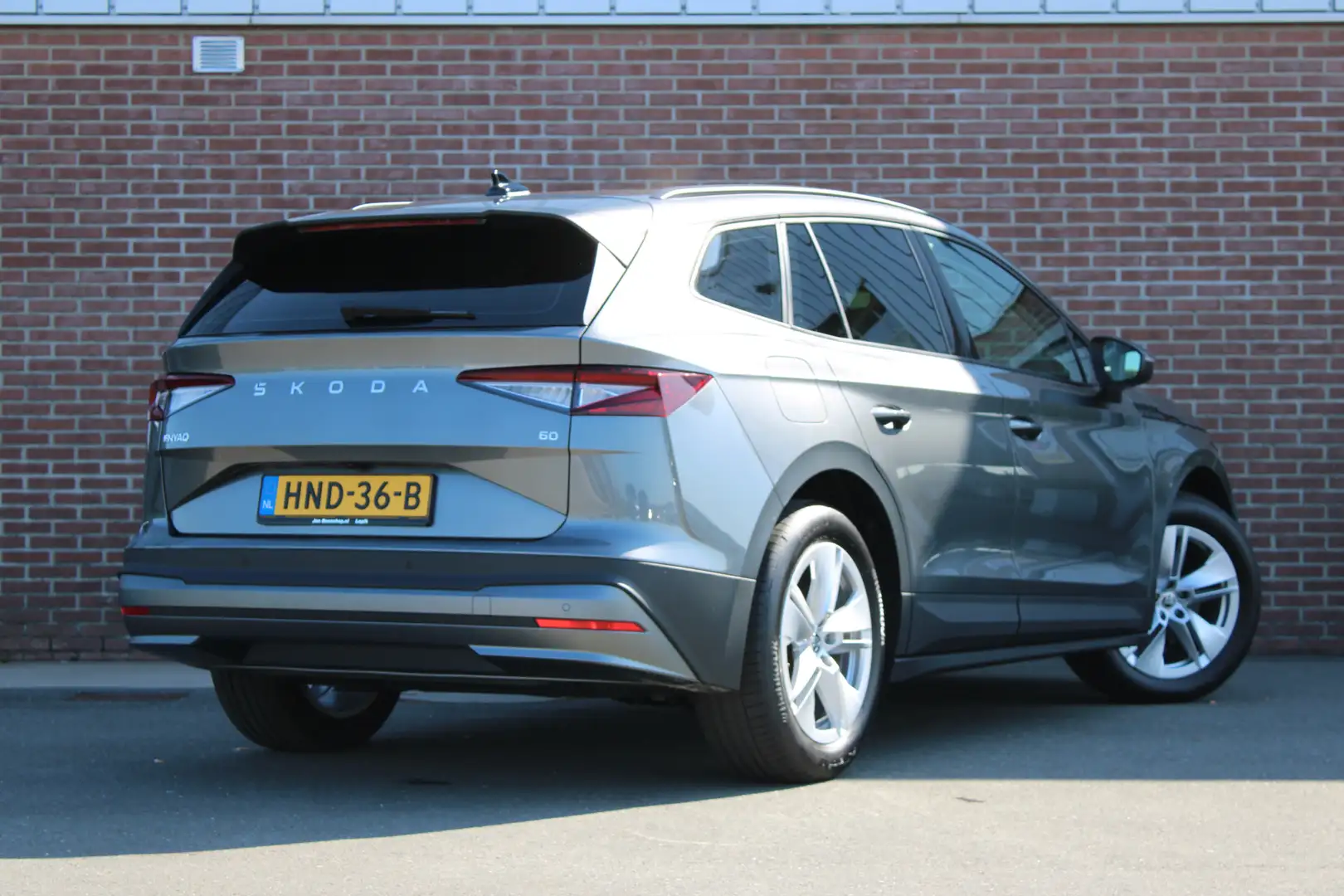 Skoda Enyaq 60 Selection 180PK DSG |LANE-ASSIST|CAMERA|CARPLAY Grigio - 2