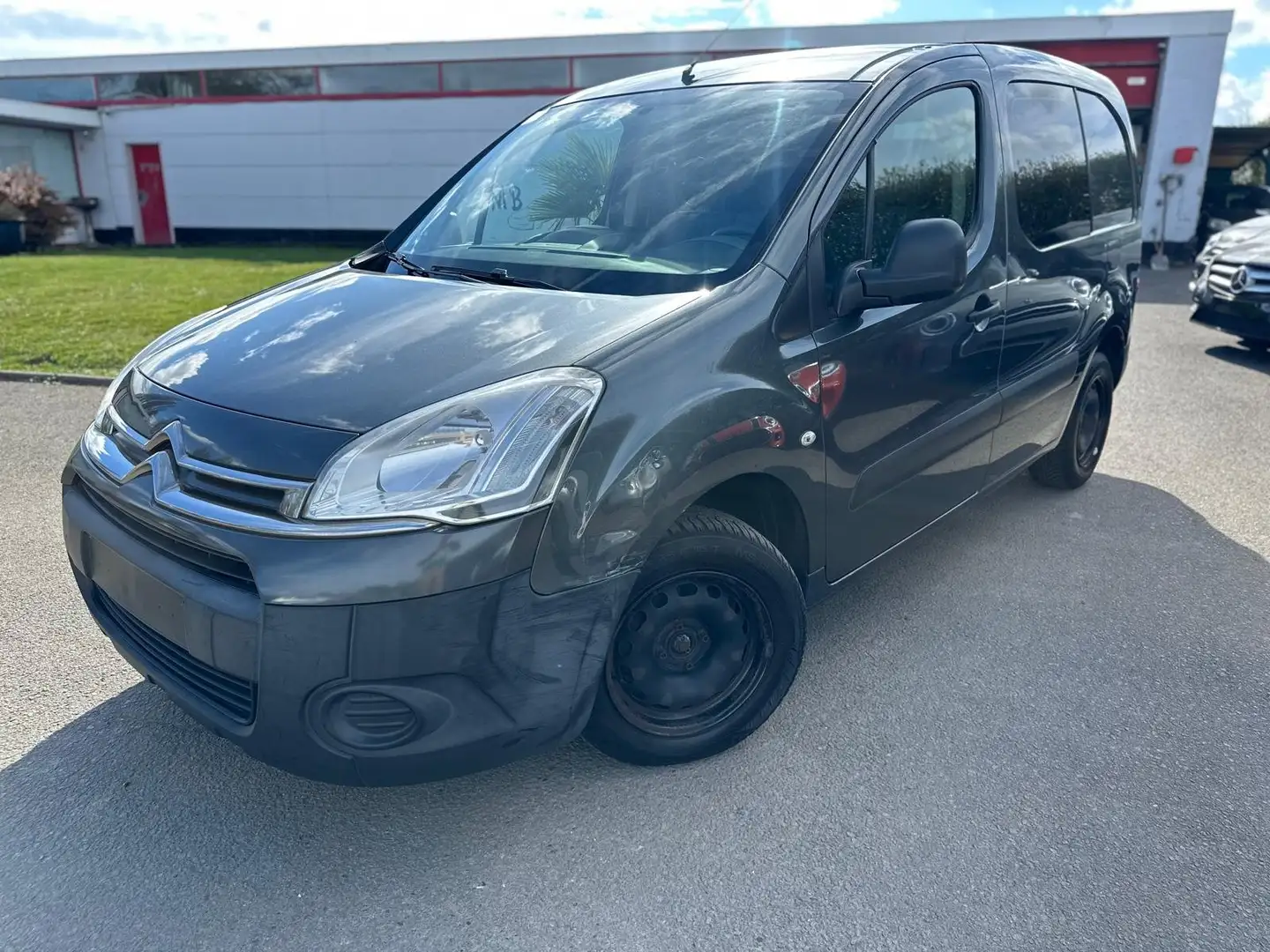 Citroen Berlingo 1.6 HDi Utilitaire / Courroie de distribution OK Grijs - 1