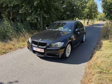 BMW E90 335XI