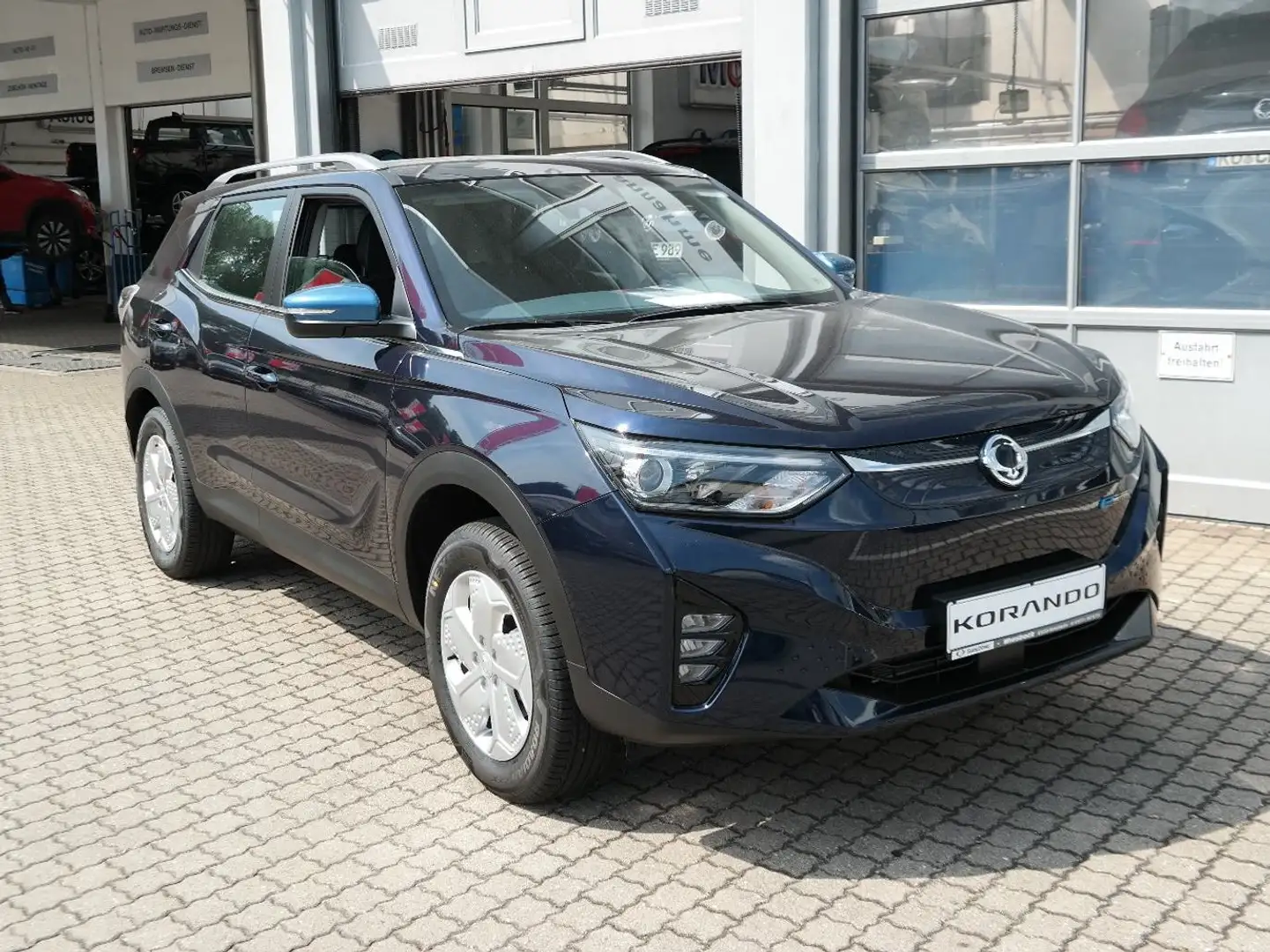 SsangYong Korando *SONDERRABATT* E-Motion Bronze Синій - 1