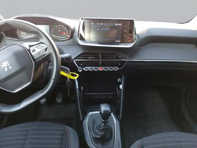Peugeot 208 view 12