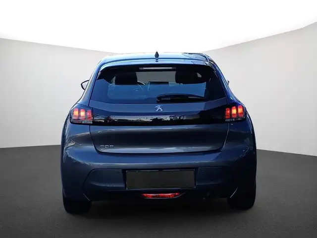 Peugeot 208 view 3