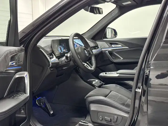 BMW X1 view 9