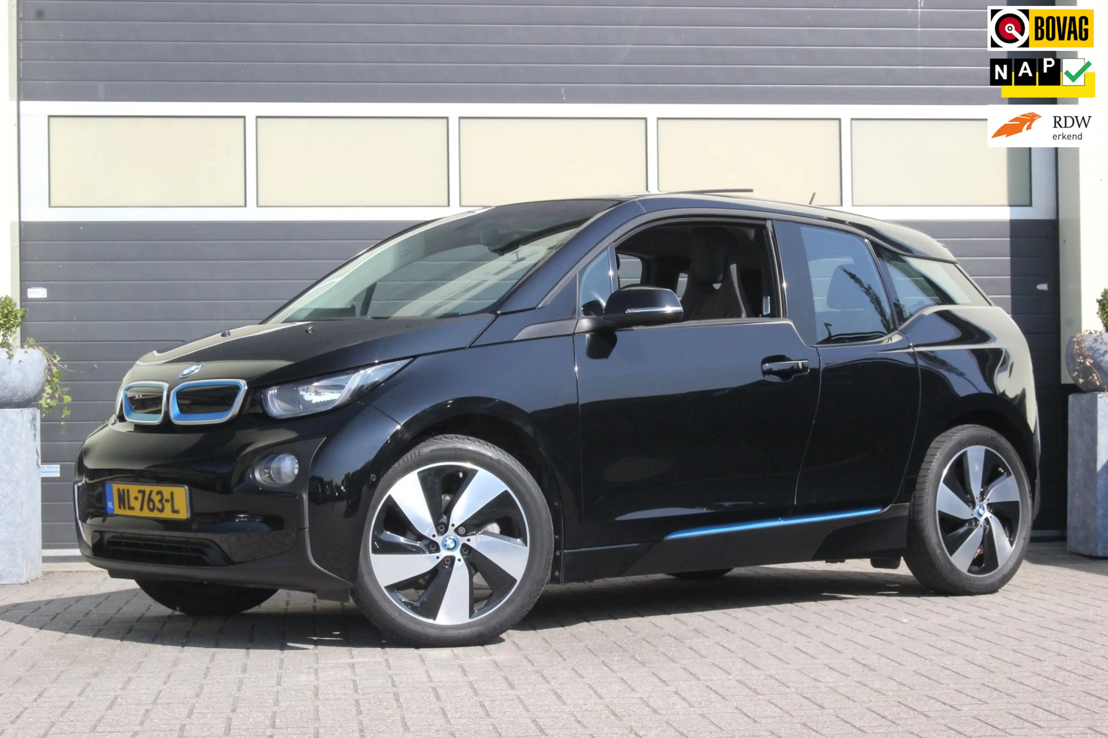 BMW i3 High Voltage Edition 94Ah 33 kWh | Schuifdak |