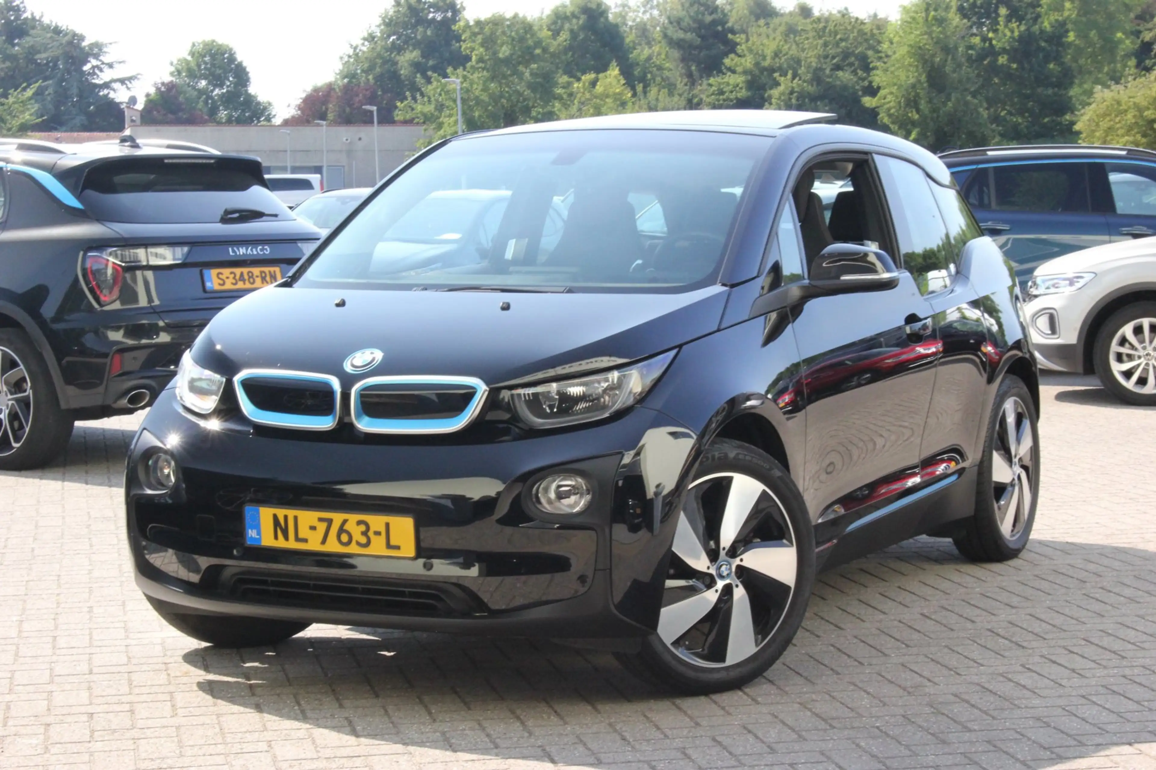BMW i3 High Voltage Edition 94Ah 33 kWh | Schuifdak | — photo 15