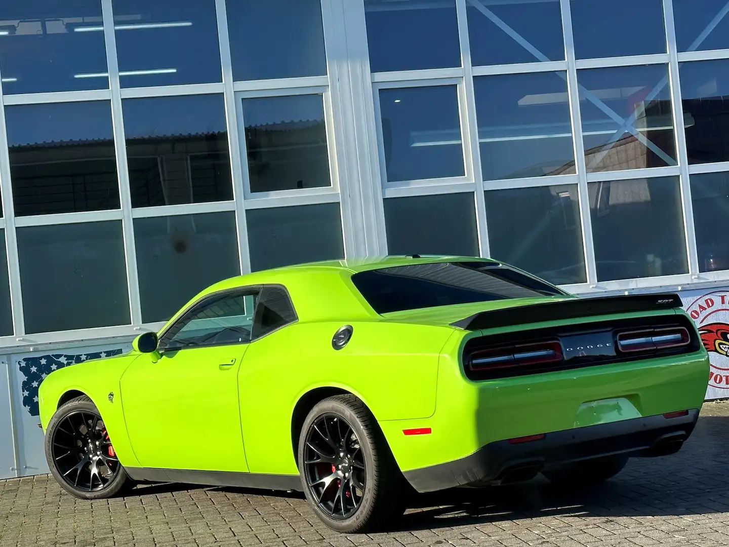 Dodge Challenger SRT Hellcat 6,2L EU unfallfrei Groen - 2