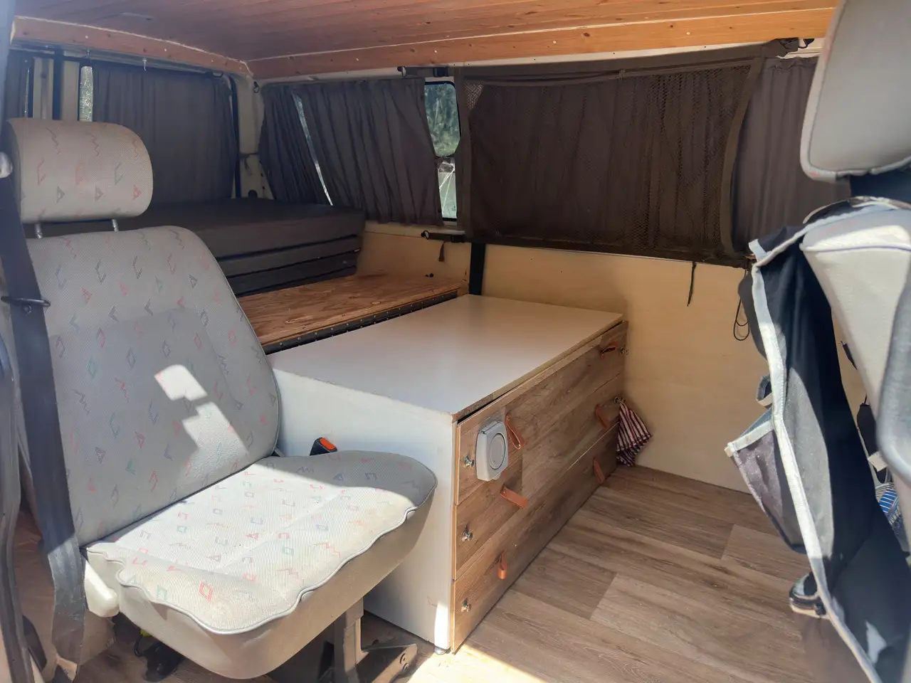 Volkswagen Transporter Chasis DCb. 2.5TDI 102, foto 4