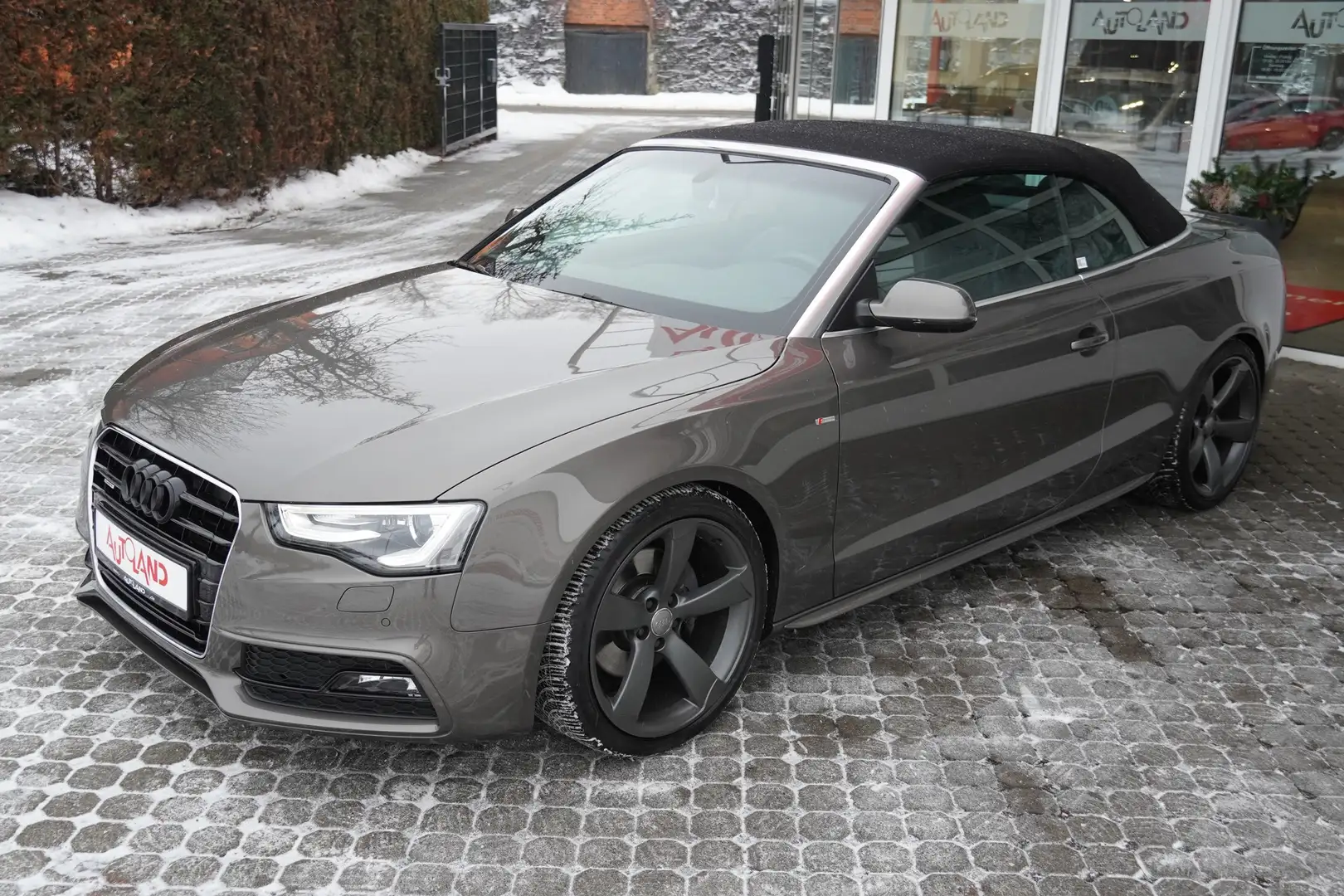 Audi A5 Cabrio 2.0 TFSI quattro Bi-Xenon Memory Navi Gris - 2