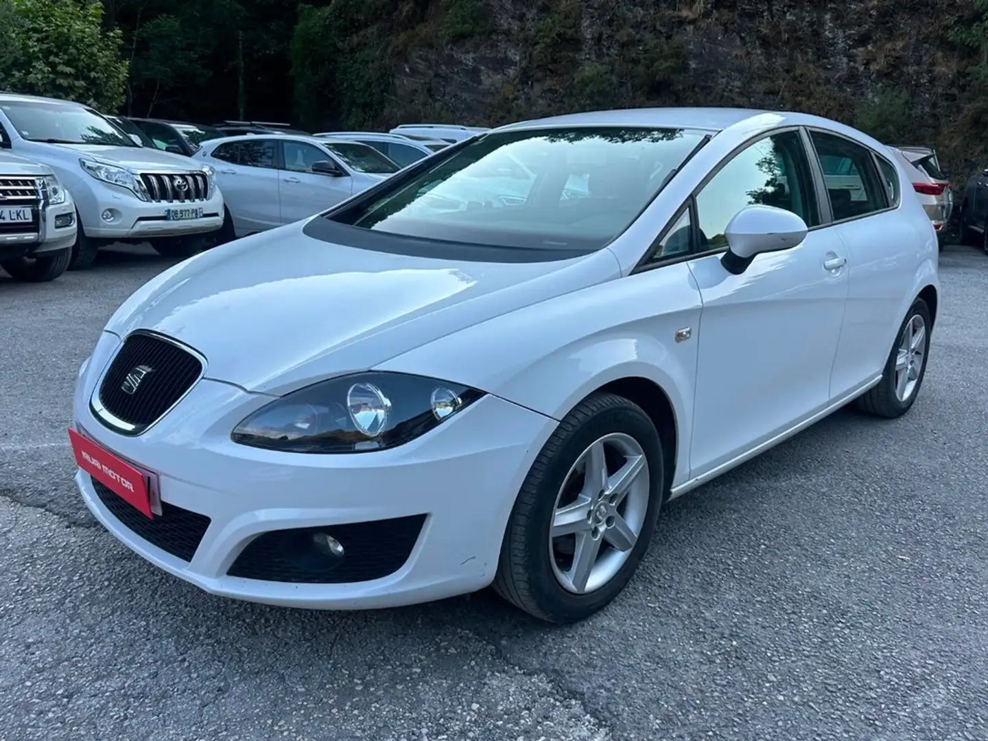 SEAT Leon ST 1.6 TDI 105cv StSp Style Blanco - 2