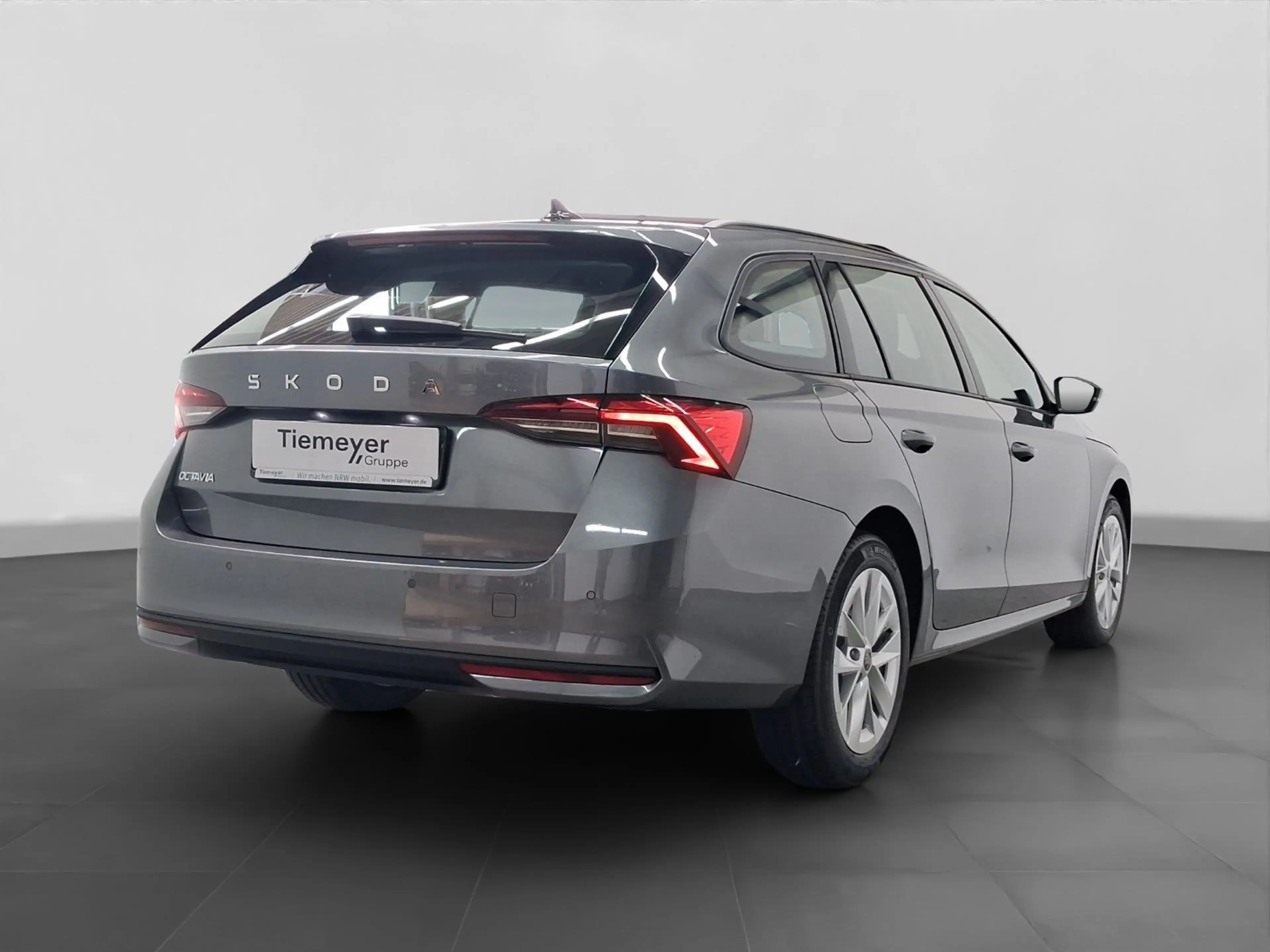Skoda Octavia Combi 1.5 TSI DSG Selection LED SITZH PD — photo 3