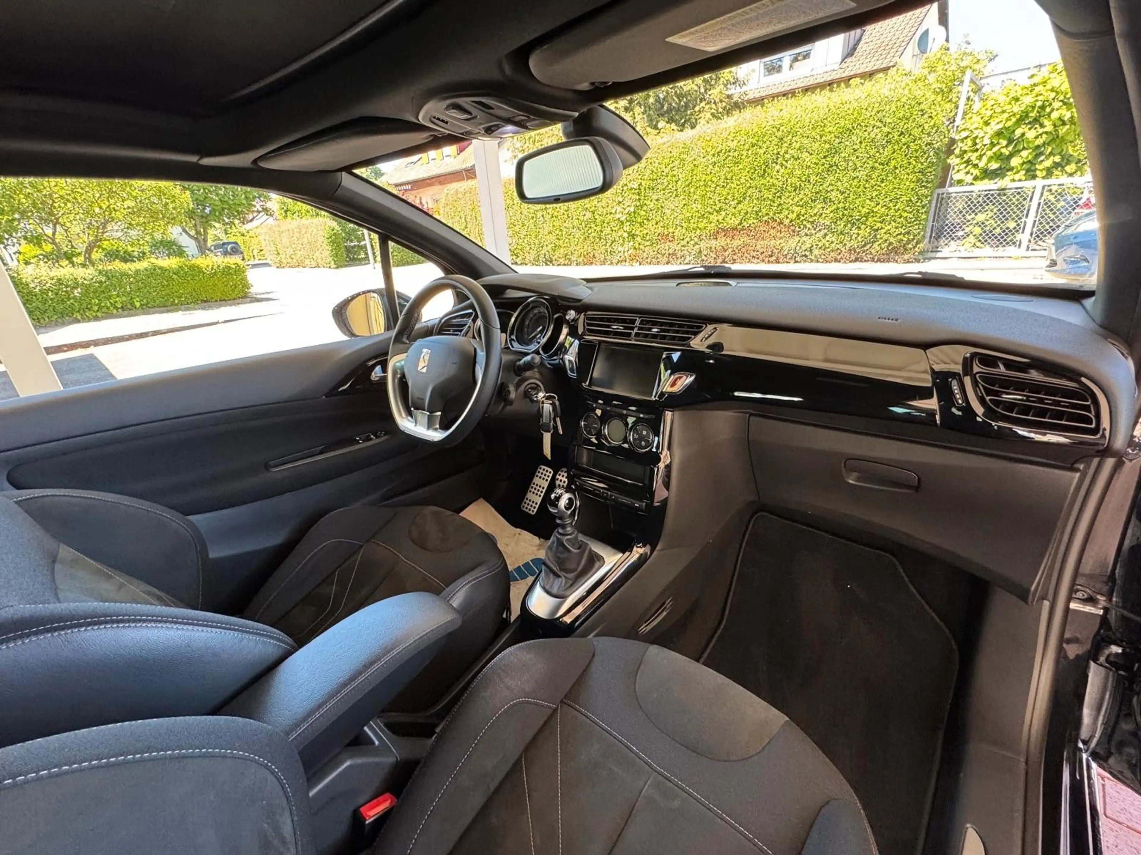 DS Automobiles DS 3 DS 3 Cabrio Sport*TEMPO/SHZ/KLIMA/DAB+* — photo 12