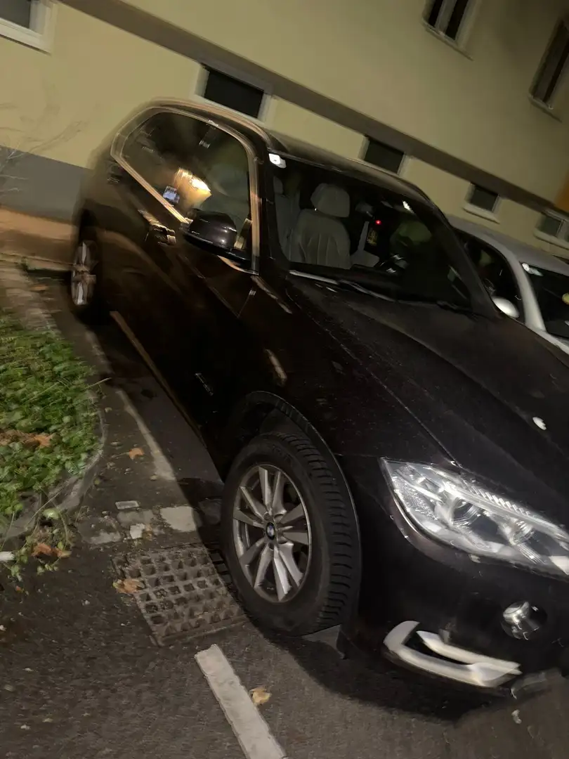 BMW X5 xDrive30d Sport-Aut. - 1