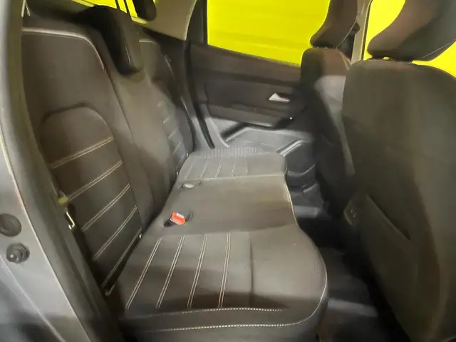 Dacia Duster view 4