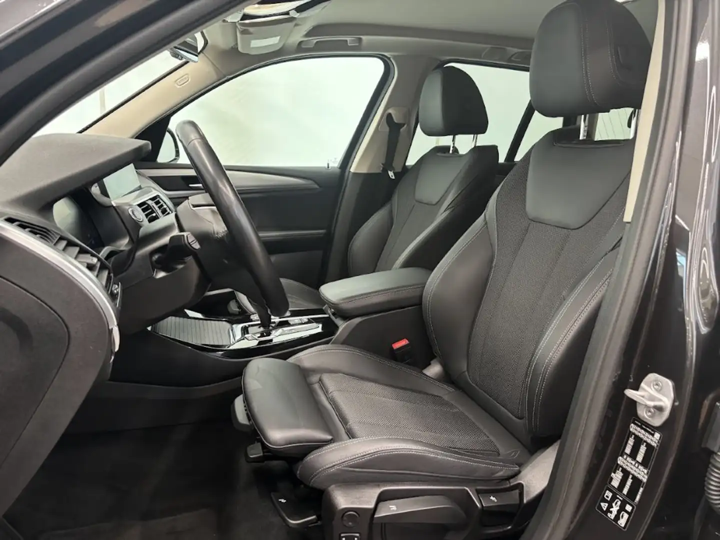 BMW X3 xDrive 20d Grau - 2
