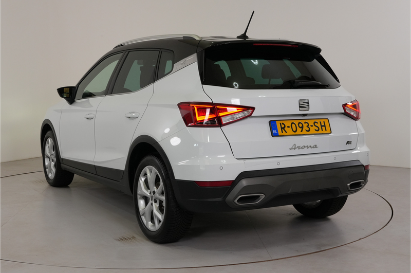 SEAT Arona 1.5 TSI EVO FR Business Intense | Climate | Camera — photo 7