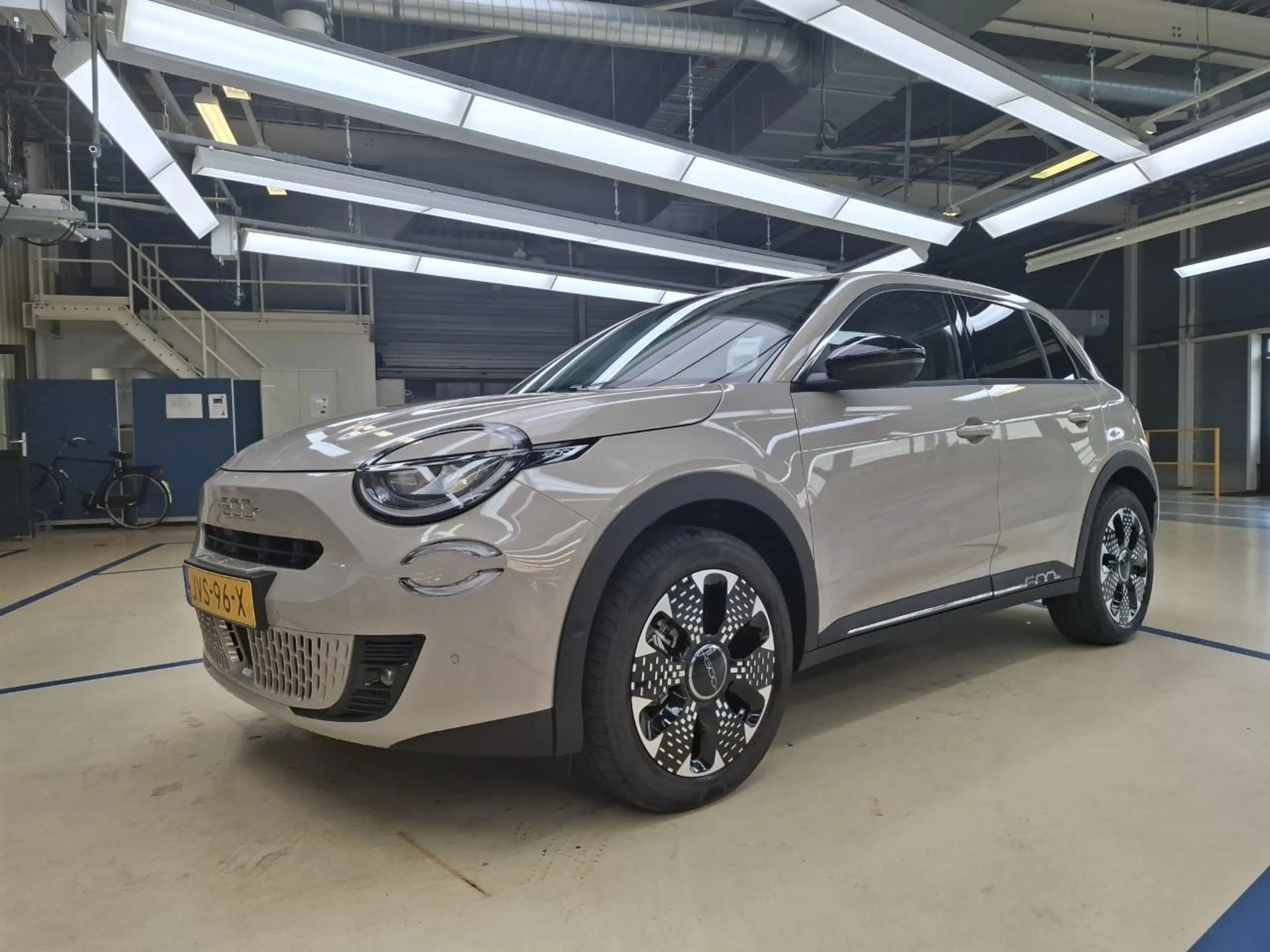 Fiat 600e La Prima 54 kWh | Leder | Navigatie | Achteruitrij