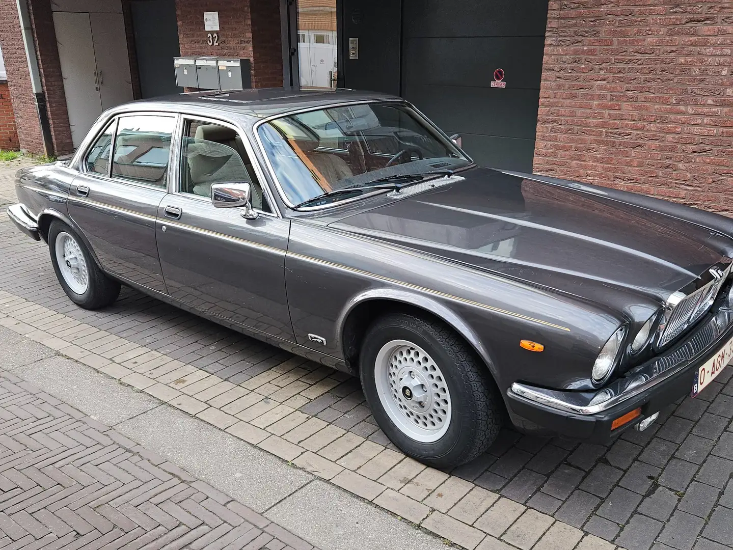 Jaguar Sovereign Grijs - 2