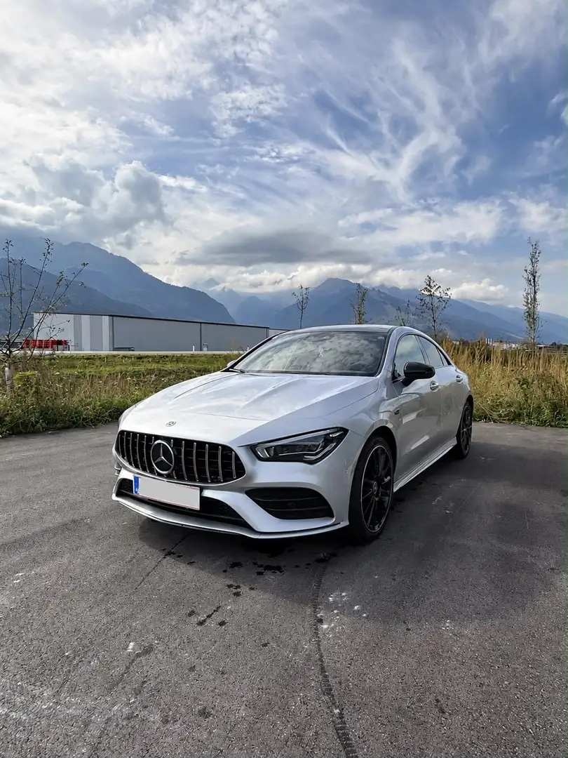 Mercedes-Benz CLA 250 250e PHEV Aut. - 1