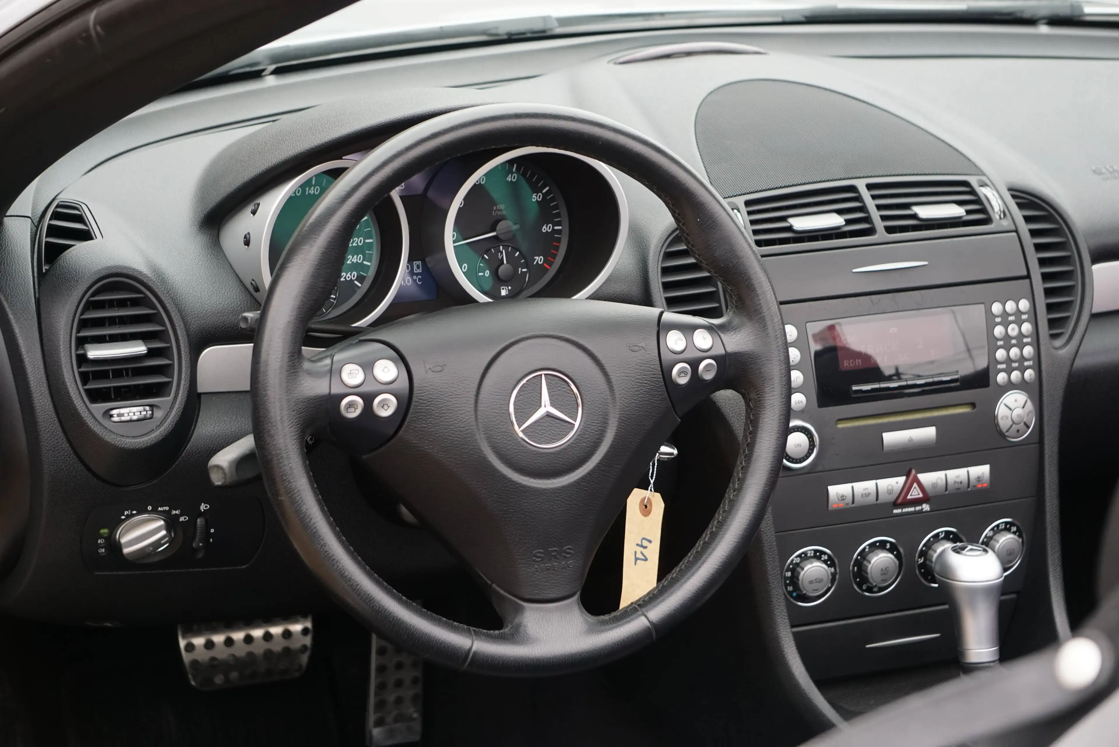 Mercedes-Benz SLK 200 Kompressor BOITE-AUTO CARNET XENON GARANTIE 1AN — photo 12