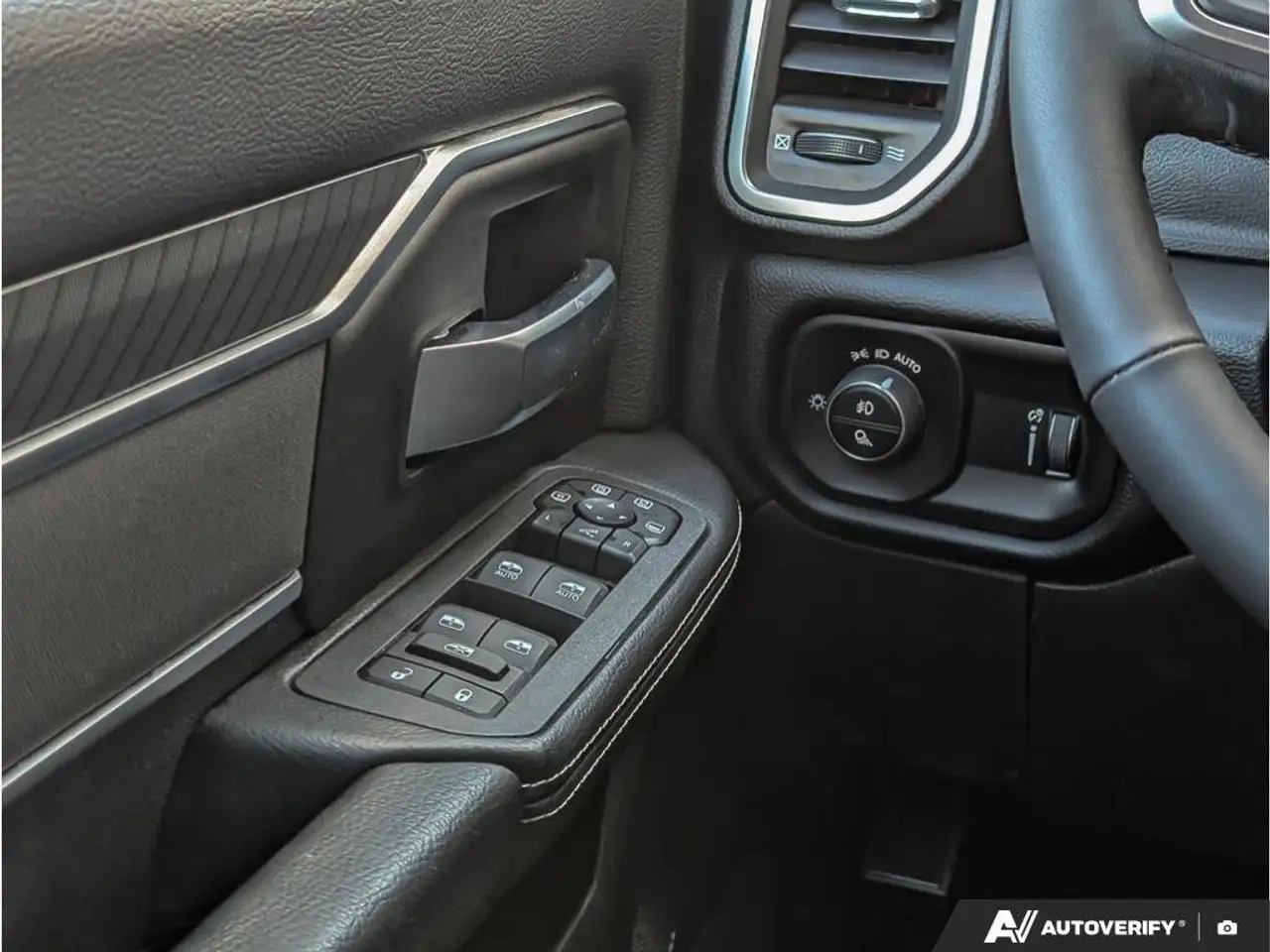 RAM 3500 photo RAM 3500