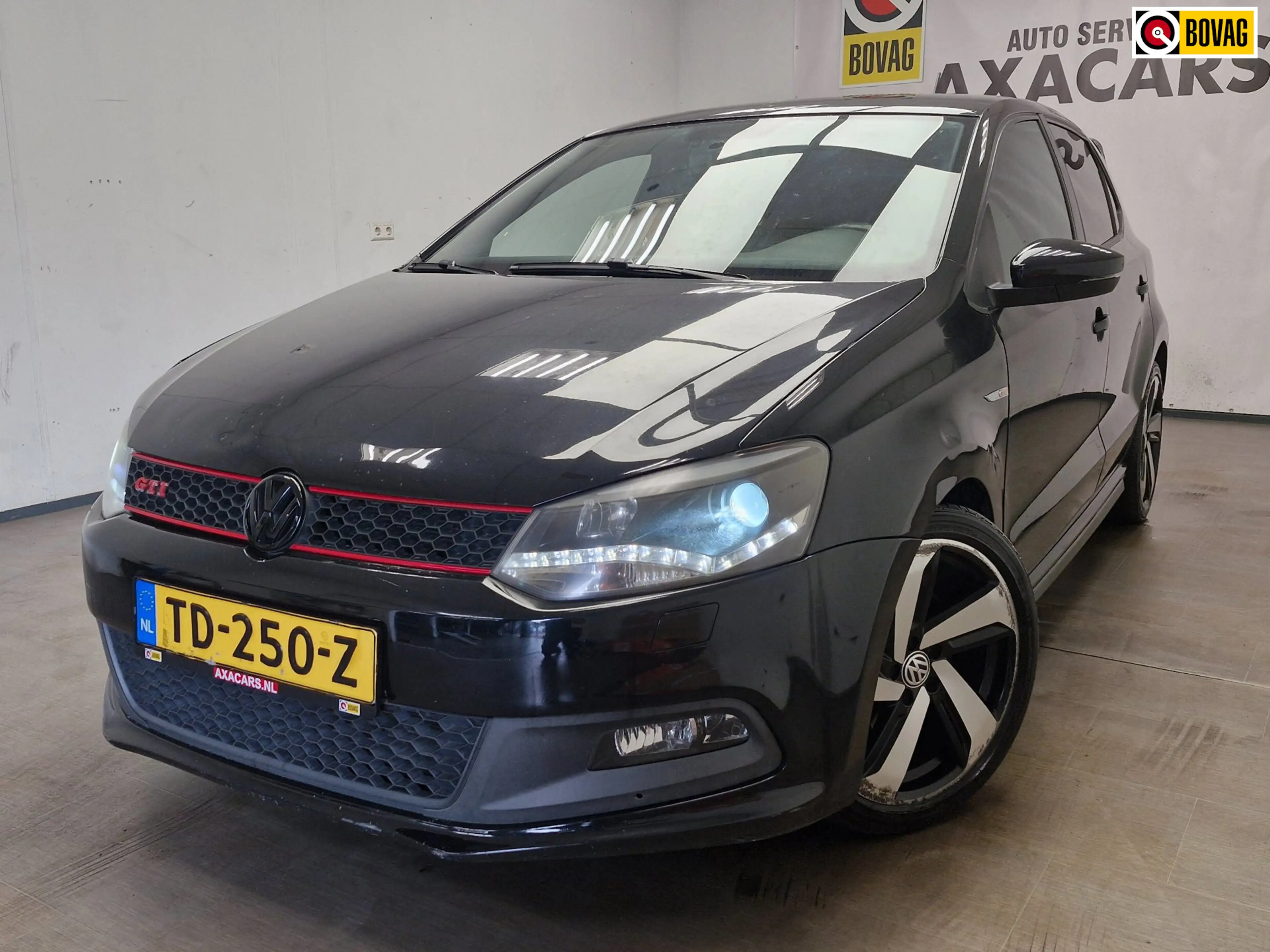 Volkswagen Polo GTI 1.4 TSI AIRCO ! AUTOMAAT ! APK ! RIJD GOED !