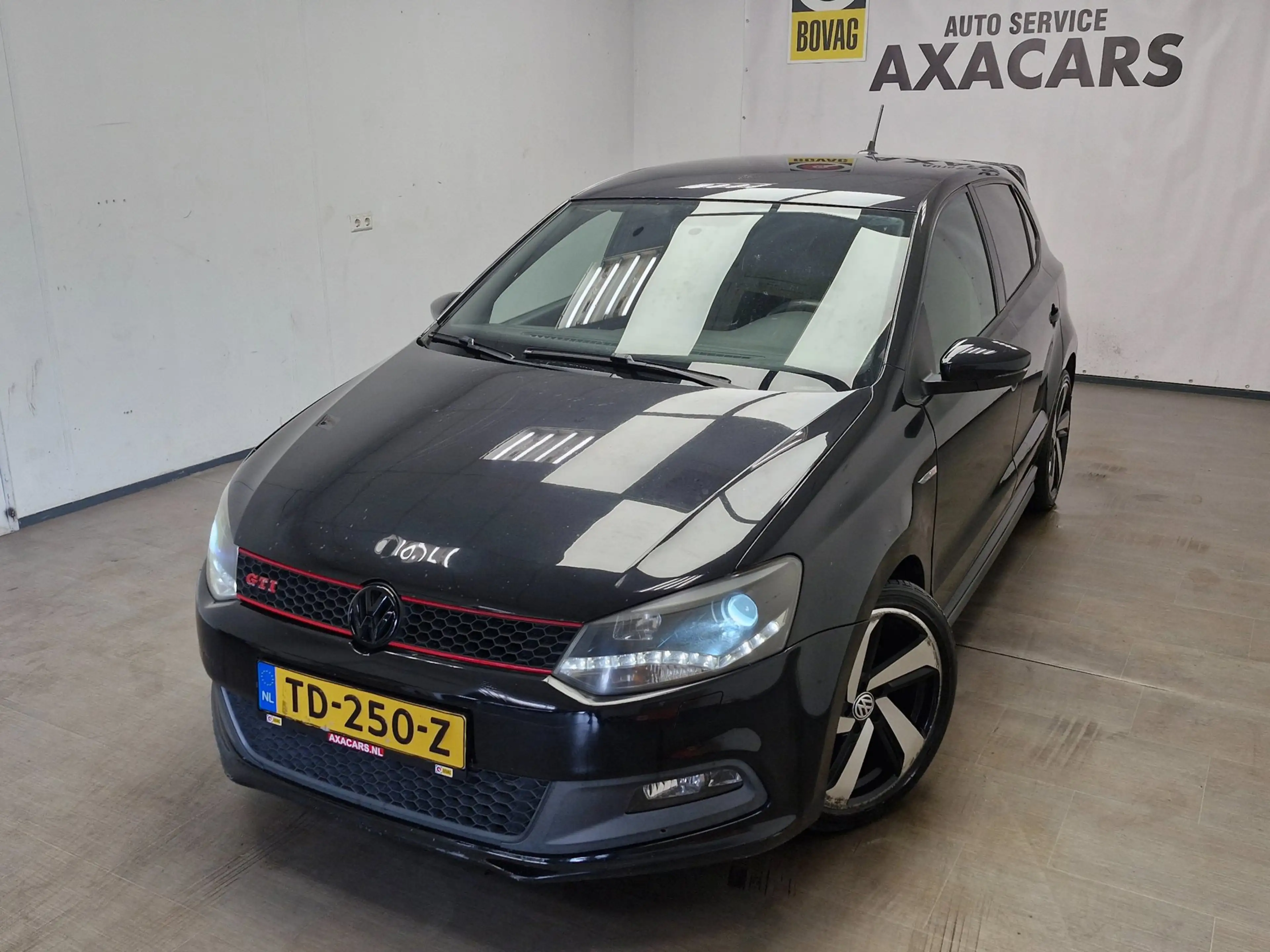 Volkswagen Polo GTI 1.4 TSI AIRCO ! AUTOMAAT ! APK ! RIJD GOED ! — photo 2