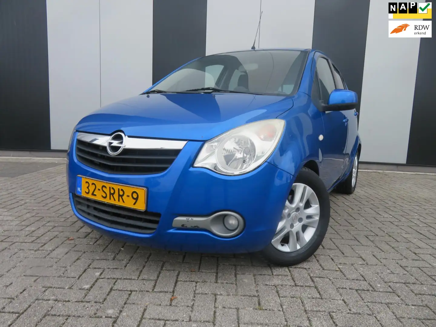 Opel Agila 1.0 Edition Blauw - 1
