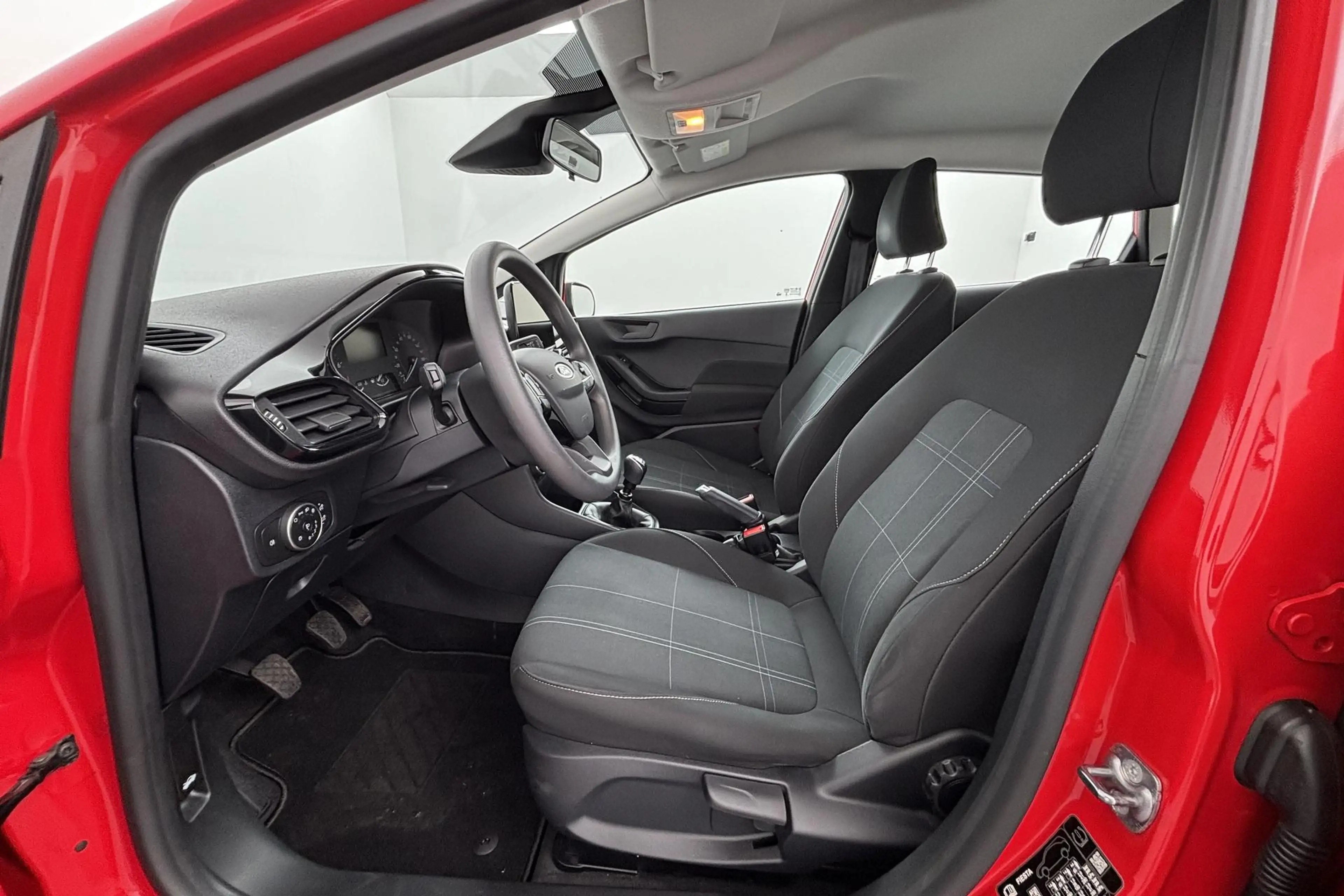 Ford Fiesta 1.0 EcoBoost Connected Fris en wendbaar stadsflits — photo 13