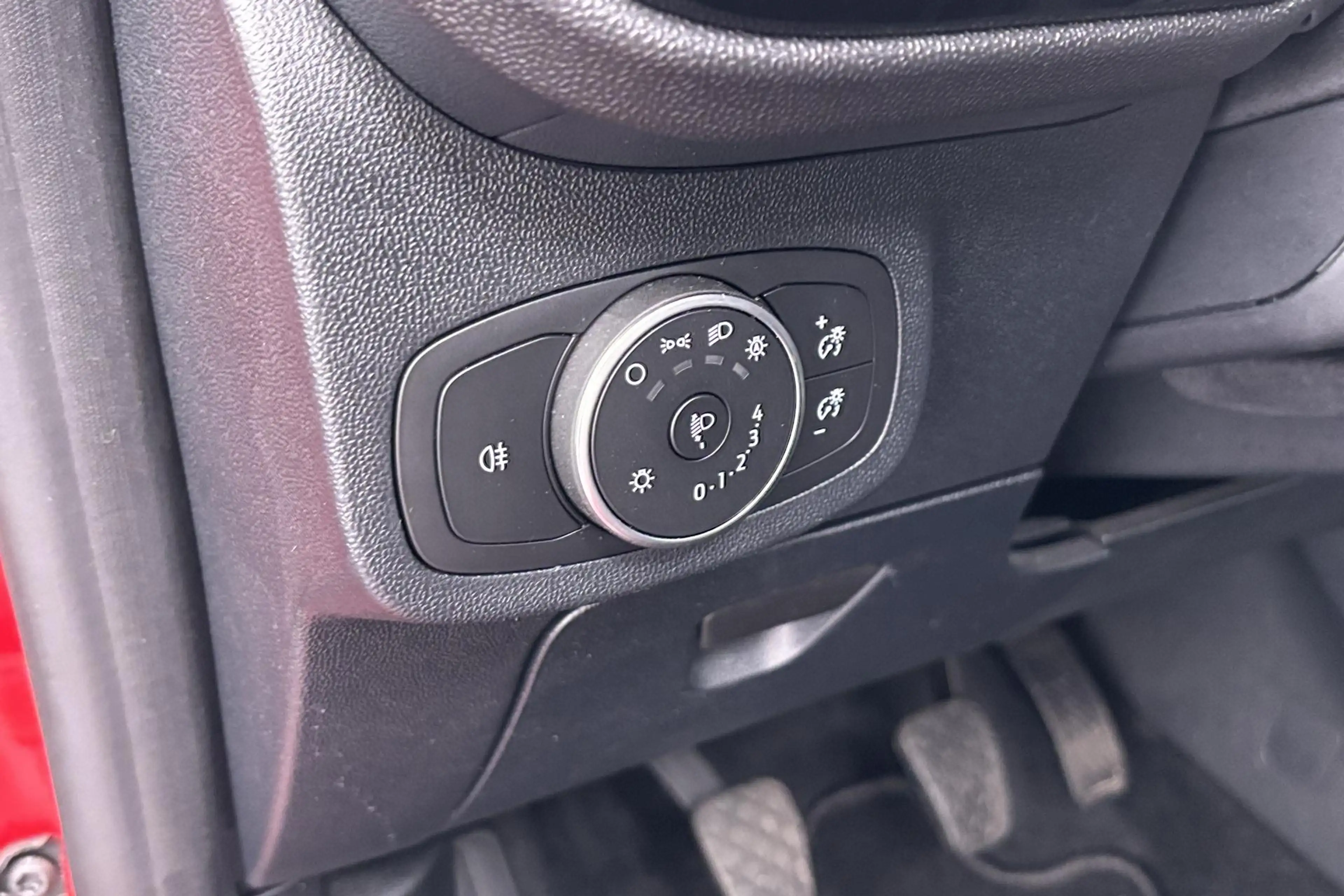 Ford Fiesta 1.0 EcoBoost Connected Fris en wendbaar stadsflits — photo 36