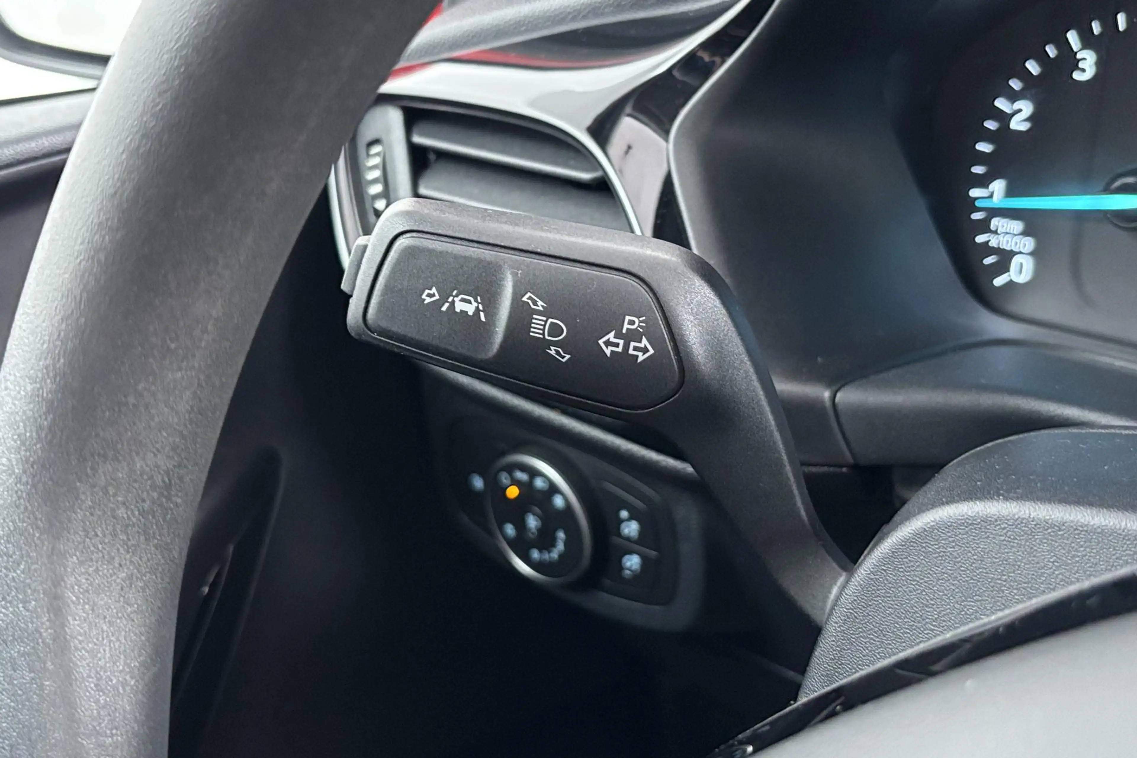 Ford Fiesta 1.0 EcoBoost Connected Fris en wendbaar stadsflits — photo 29