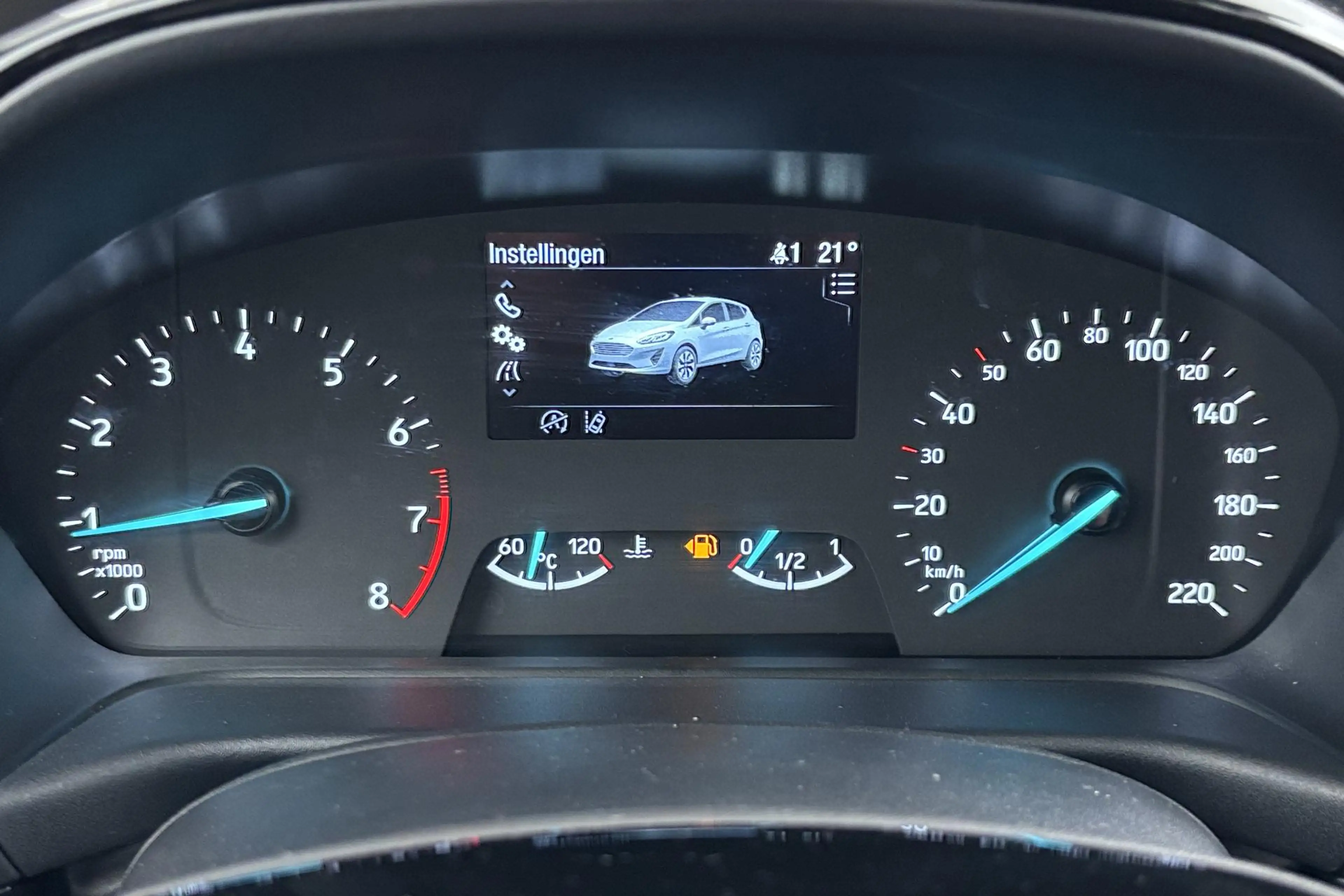 Ford Fiesta 1.0 EcoBoost Connected Fris en wendbaar stadsflits — photo 3