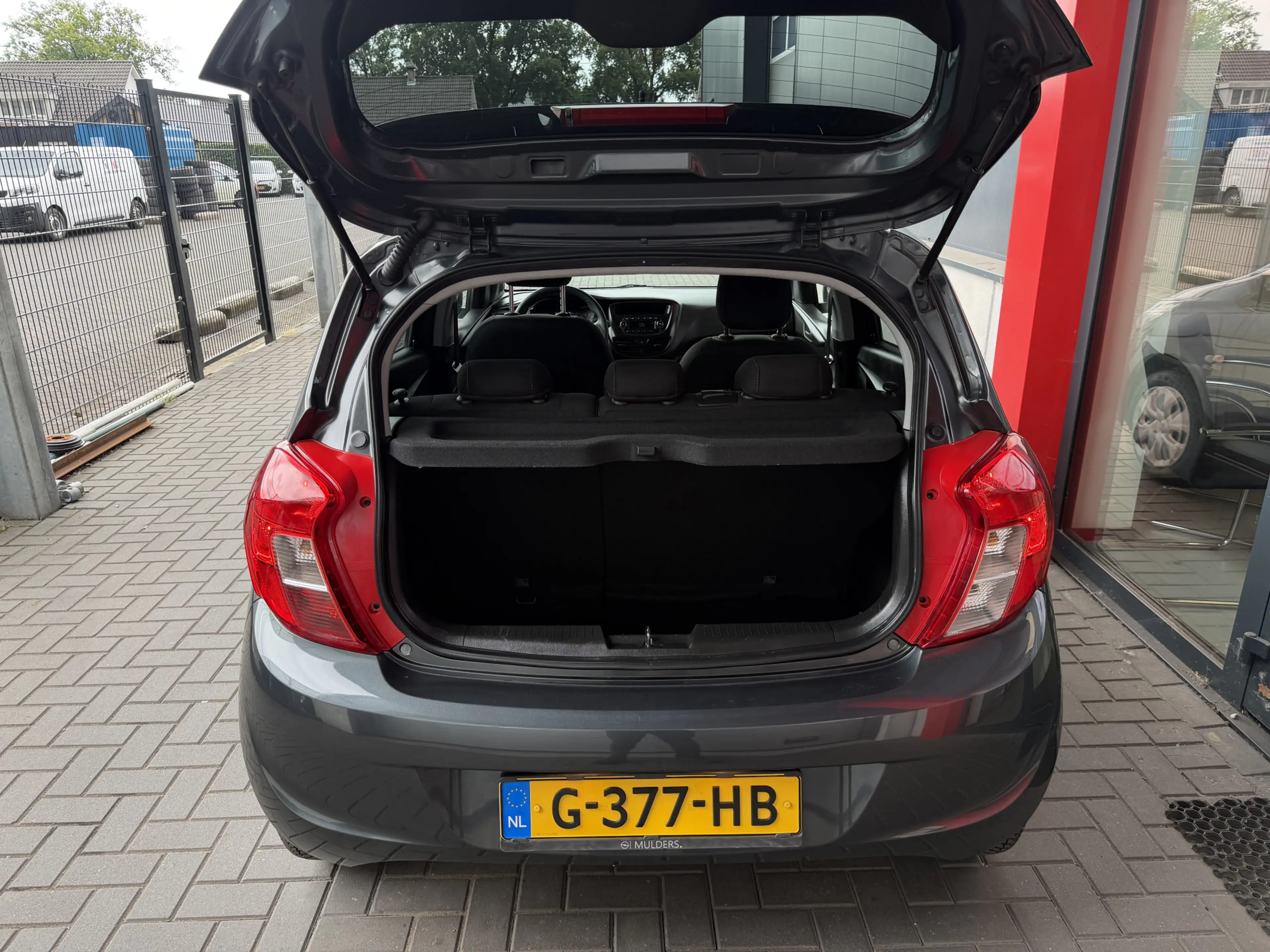 Opel Karl 1.0 ecoFLEX 120 Jaar Edition — photo 5