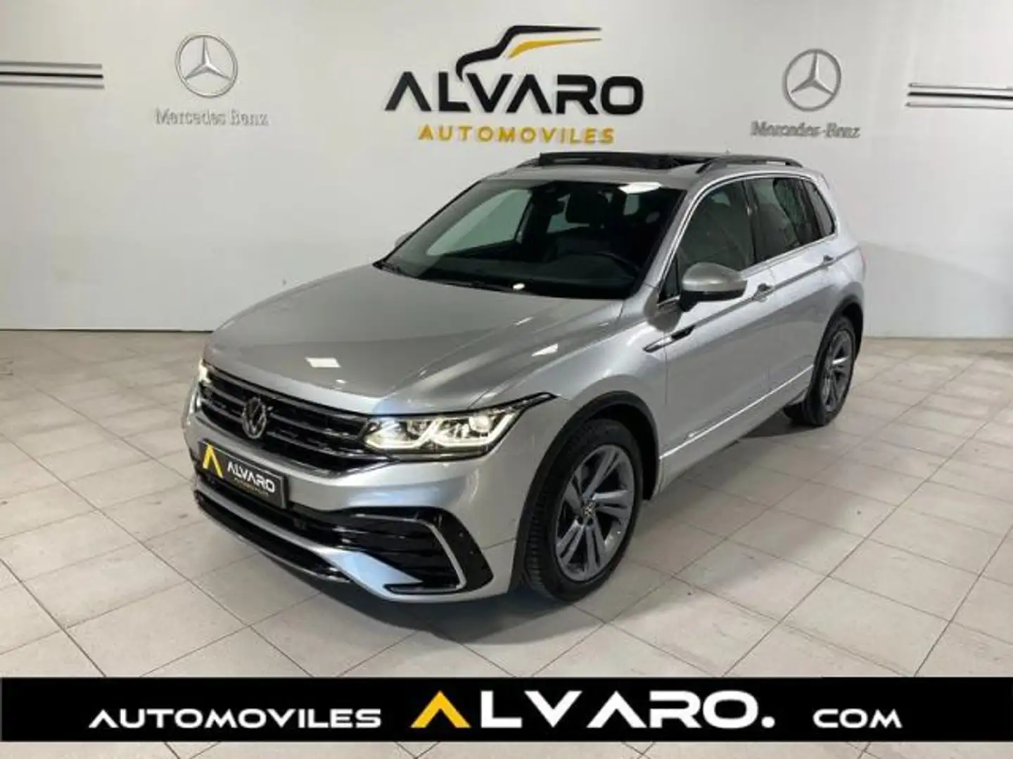Volkswagen Tiguan 2.0TDI R-Line DSG 110kW Gris - 1