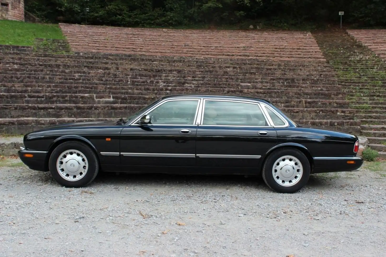 Jaguar Daimler V8 mit Einzelsitzanlage 3 Jahre Garantie Schwarz - 2