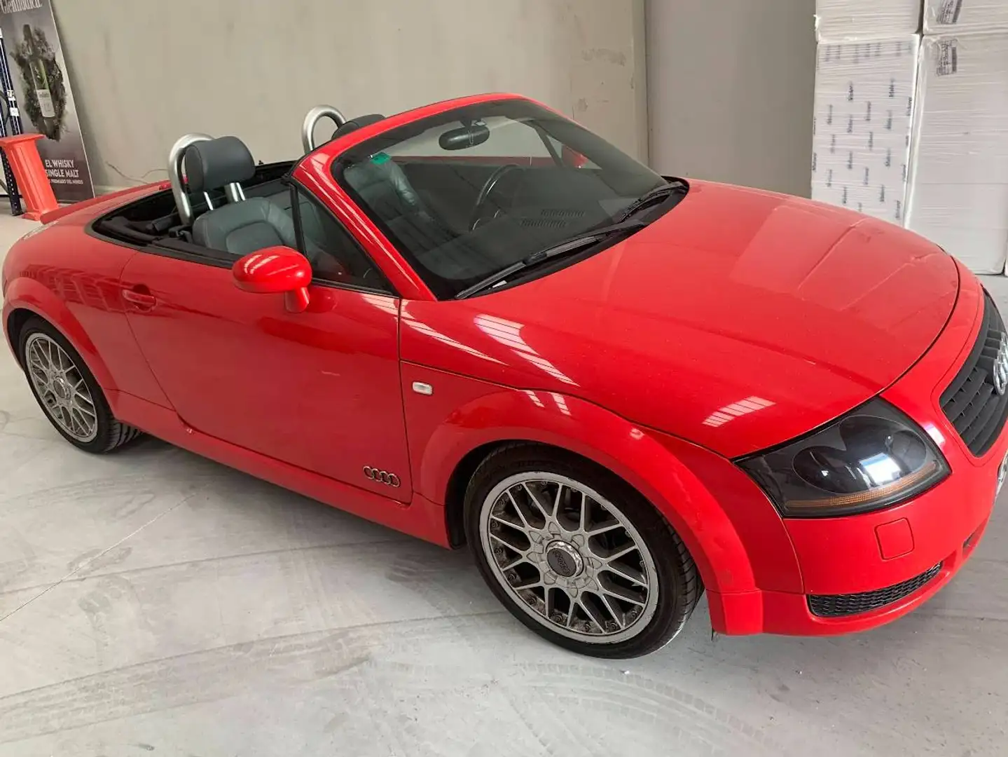 Audi TT TT Roadster 1.8T 5vel. 180 Rojo - 1