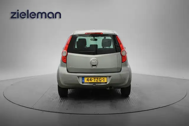 Opel Agila view 18