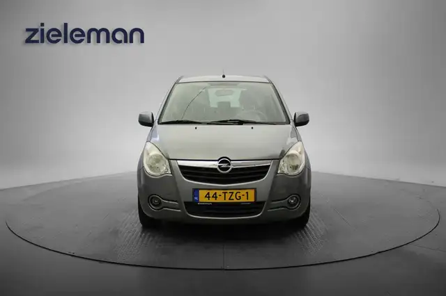 Opel Agila view 15