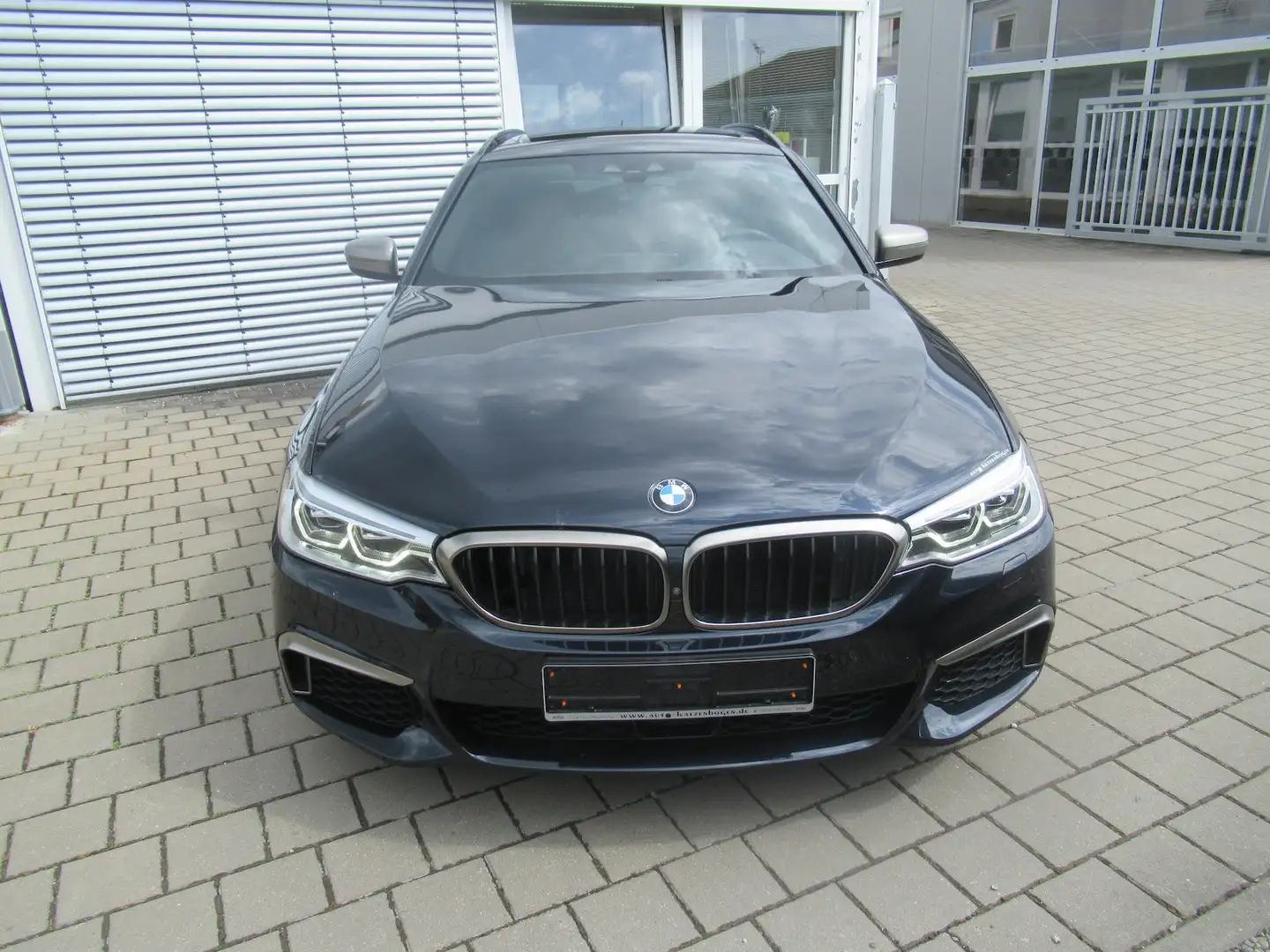 BMW M5 M550d xDrive mit Vollaussattung !! Blau - 2