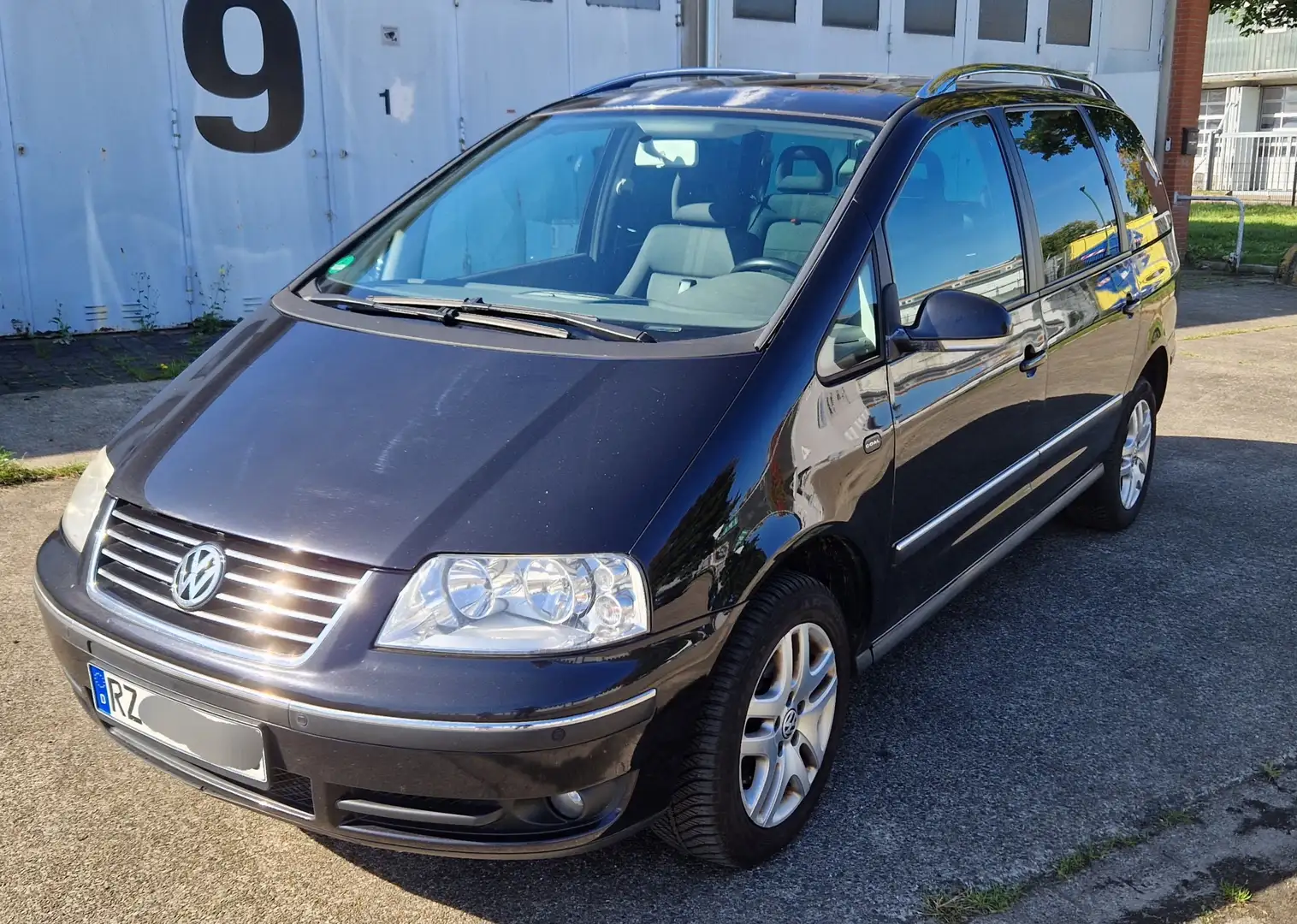 Volkswagen Sharan Sharan 2.0 Goal Schwarz - 1