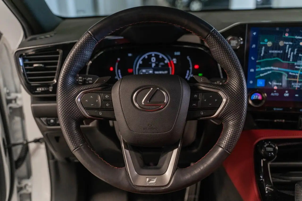 Lexus NX снимка Lexus NX
