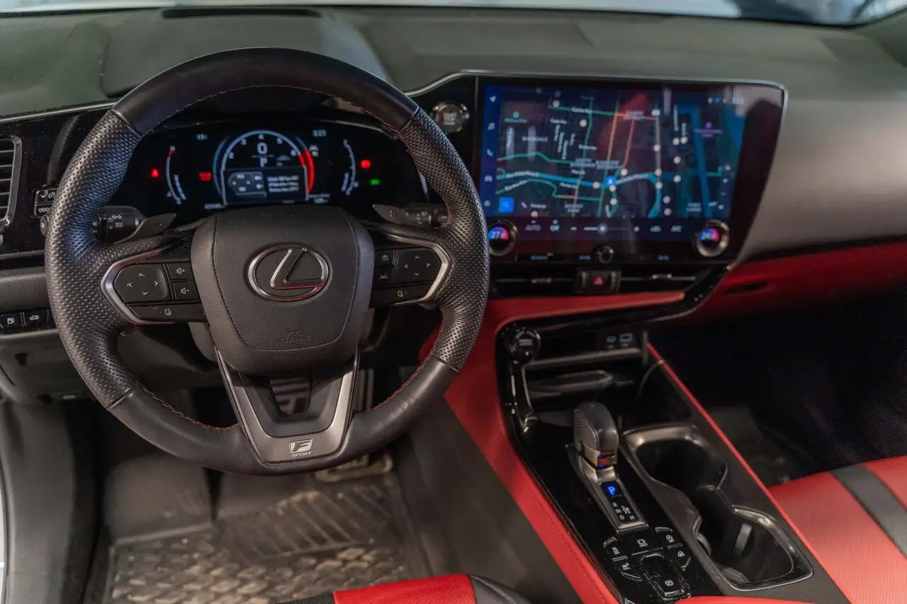Lexus NX снимка Lexus NX