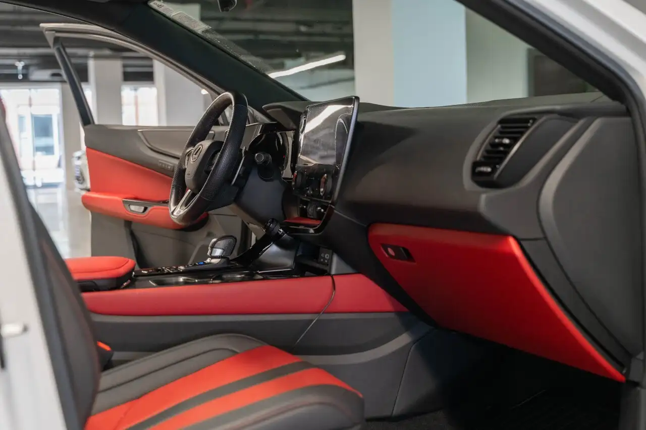 Lexus NX снимка Lexus NX
