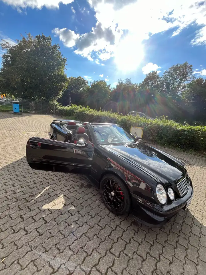 Mercedes-Benz CLK 230