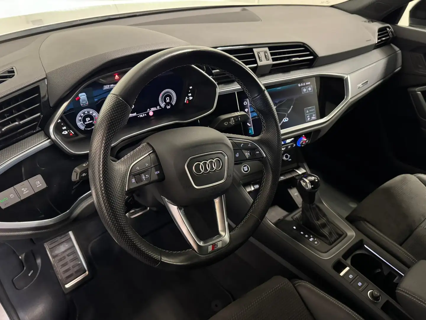 Audi Q3 45 TFSI e 3x S-line 2022 265PK MATRIX/KEYLESS/20"/ Wit - 2