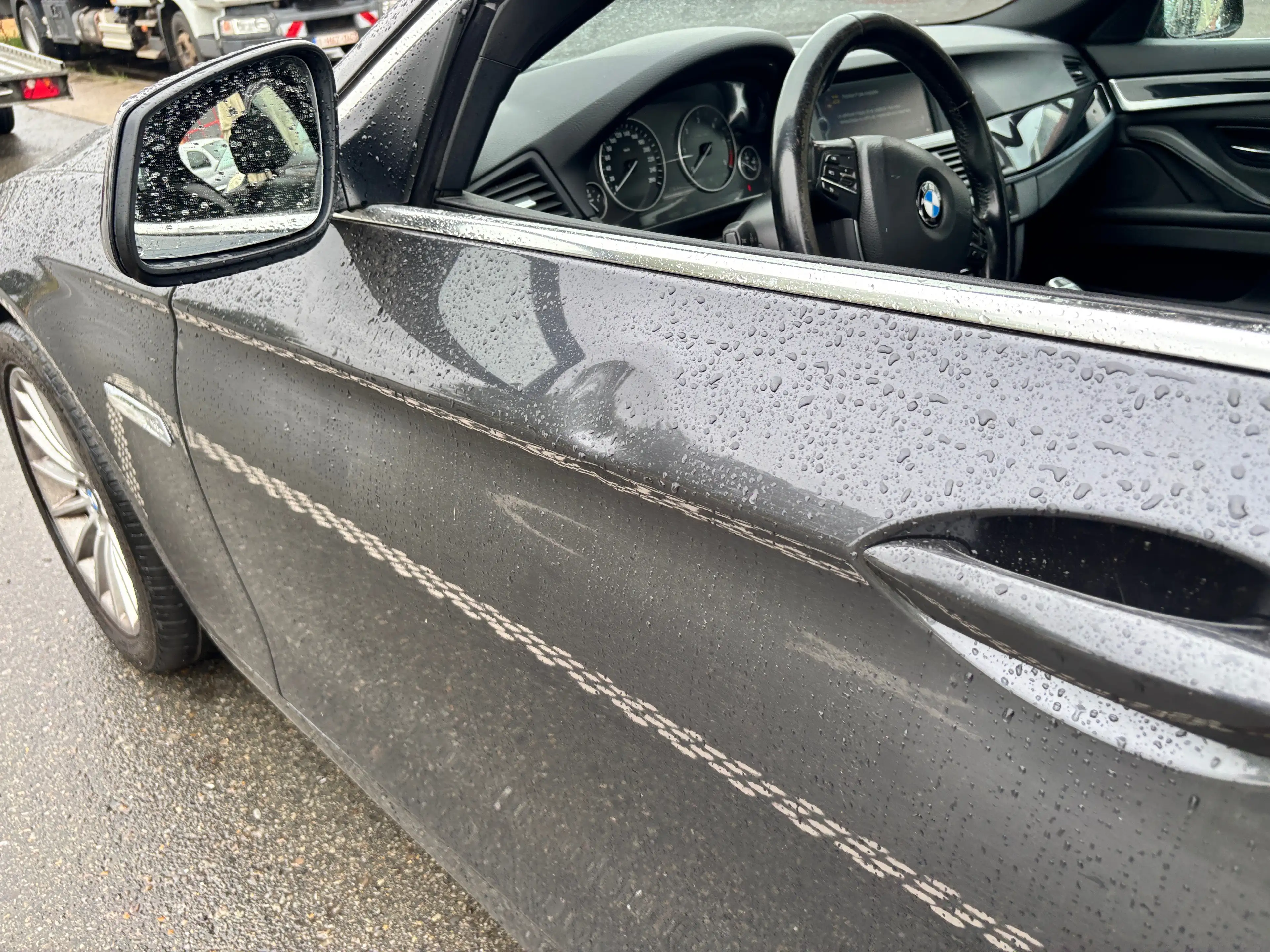 BMW 525 525d X-Drive automatique — photo 7