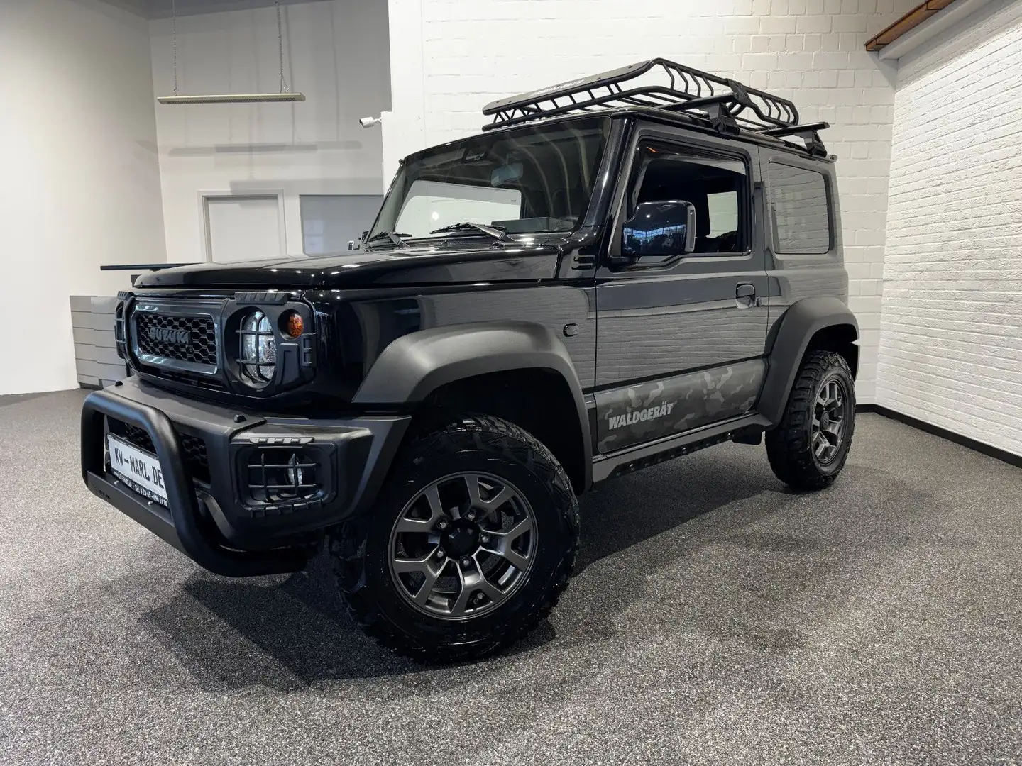 Suzuki Jimny Comfort+AllGrip NAVI SITZH.AHK WINTERRÄDER Schwarz - 1