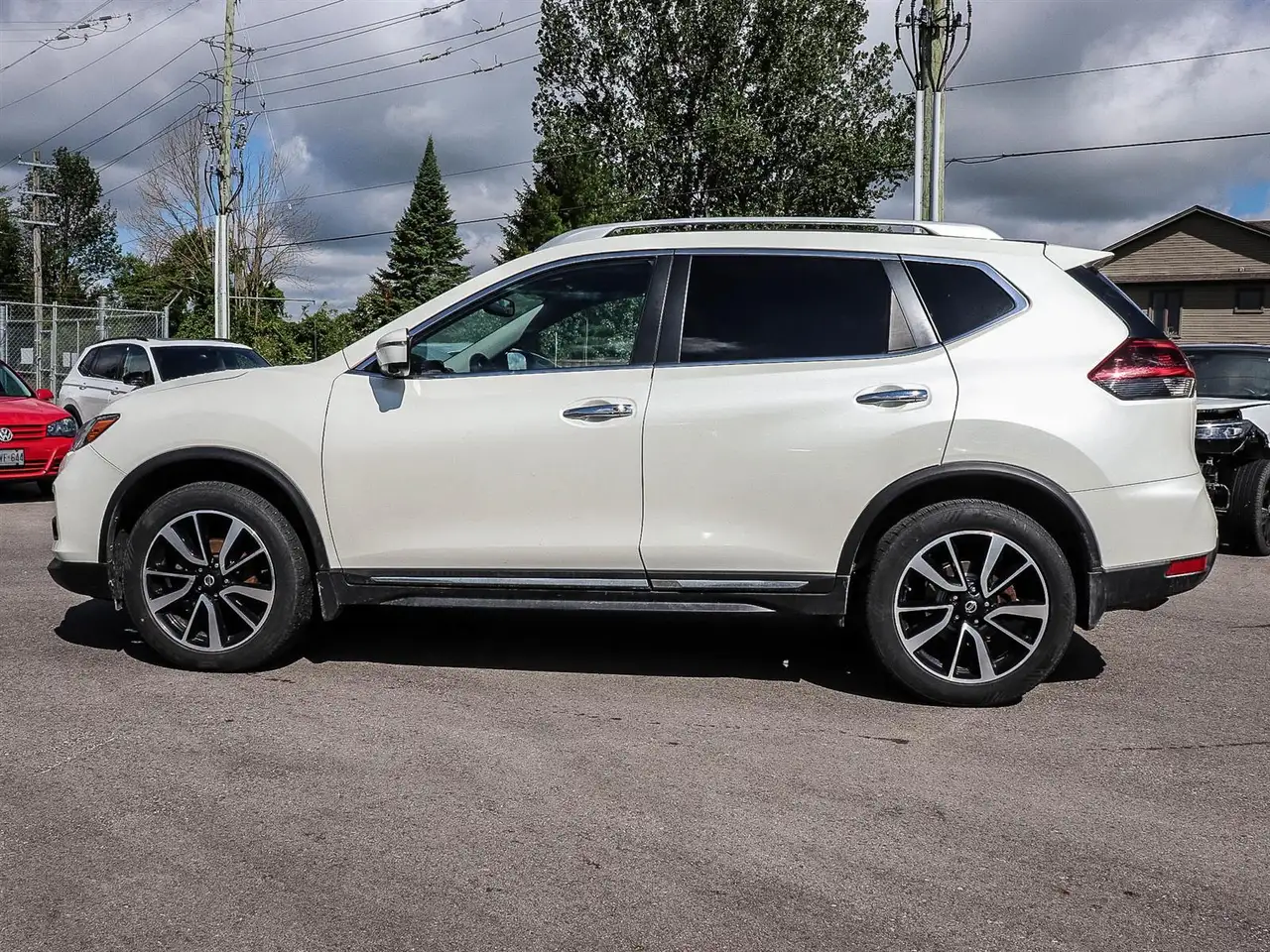 Nissan Rogue снимка Nissan Rogue